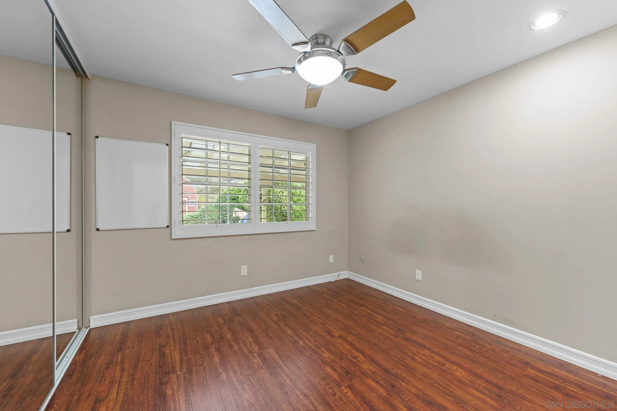 https://cdn.realtyfeed.com/cdn/127/250041854/9283dd09b5840d0963e103a9c166e18b.webp