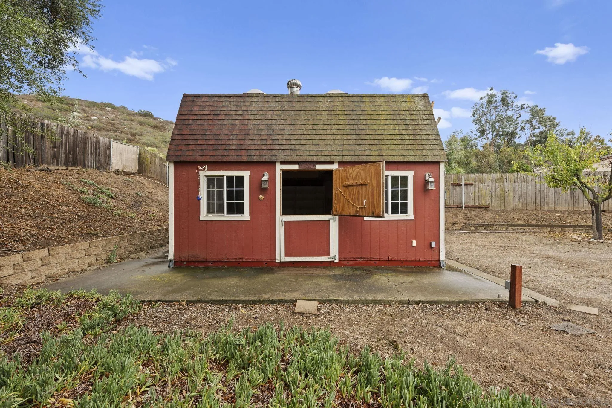 https://cdn.realtyfeed.com/cdn/127/250041854/99d53c9b07e7ea75c61526b1d09b0dd0.webp