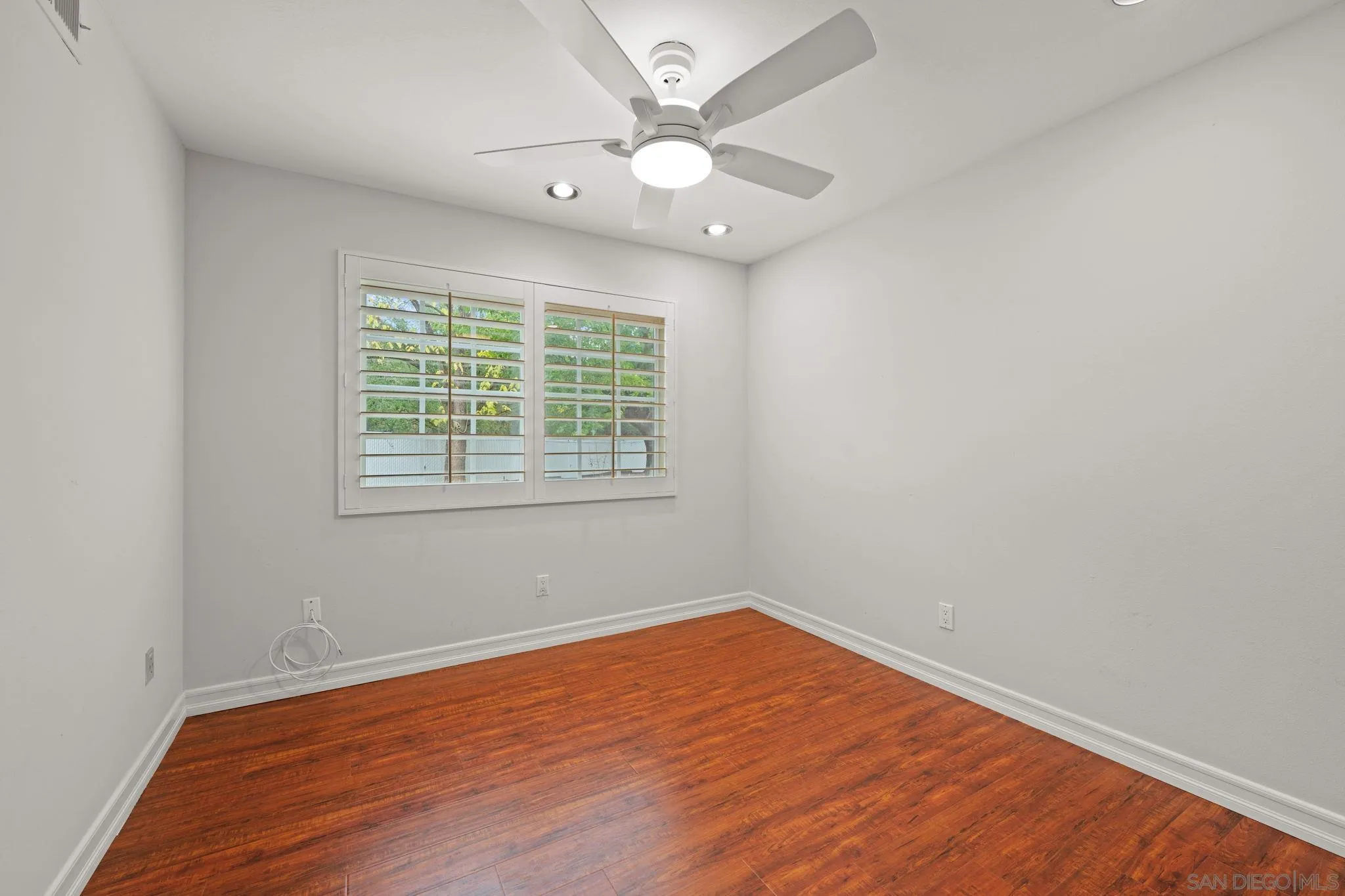 https://cdn.realtyfeed.com/cdn/127/250041854/d3e926af5d8f28ffc5c60ae51b7d53ba.webp