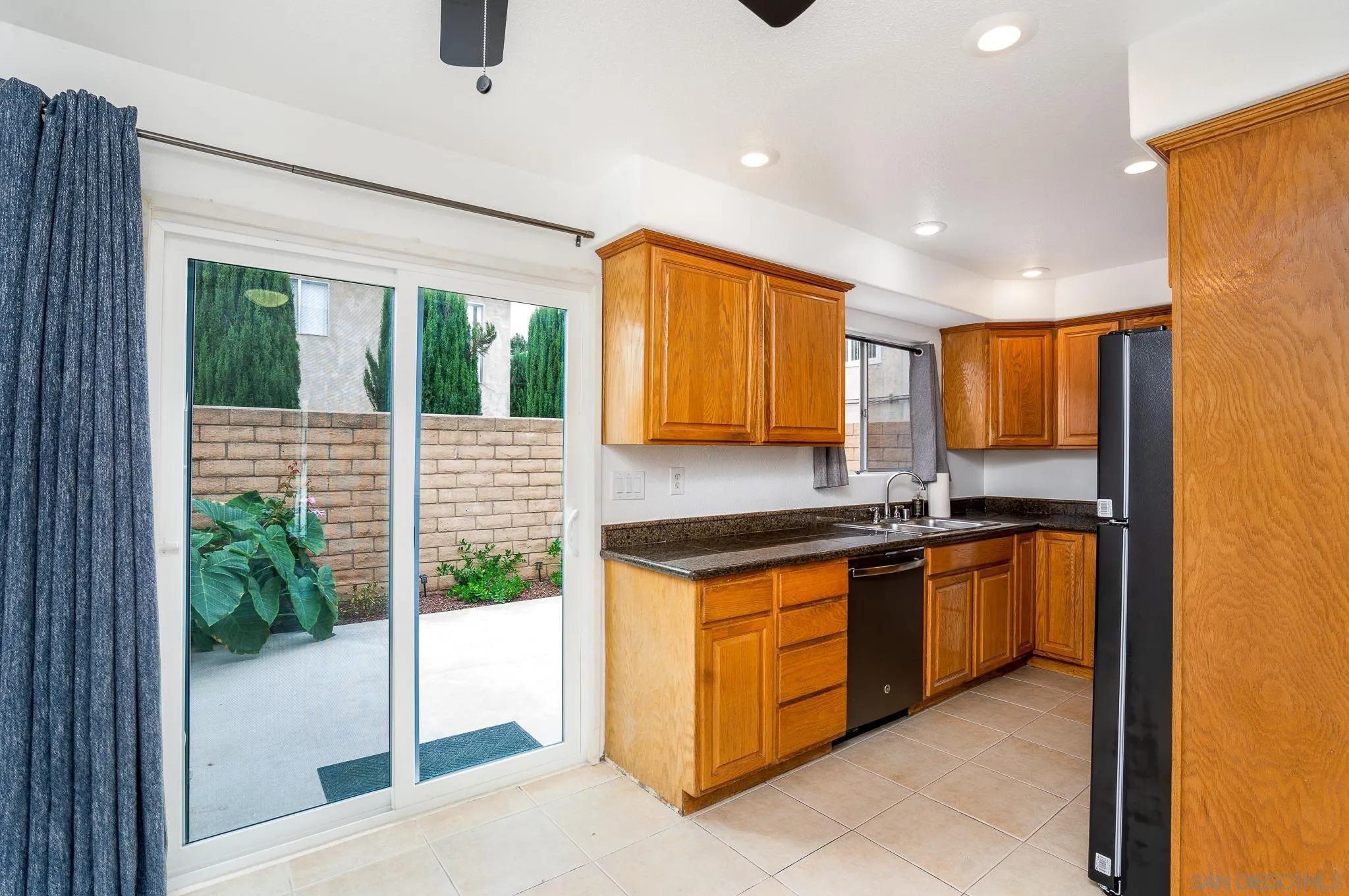 https://cdn.realtyfeed.com/cdn/127/250041860/59380e166491a1cb7bc25d75e36876ec.webp