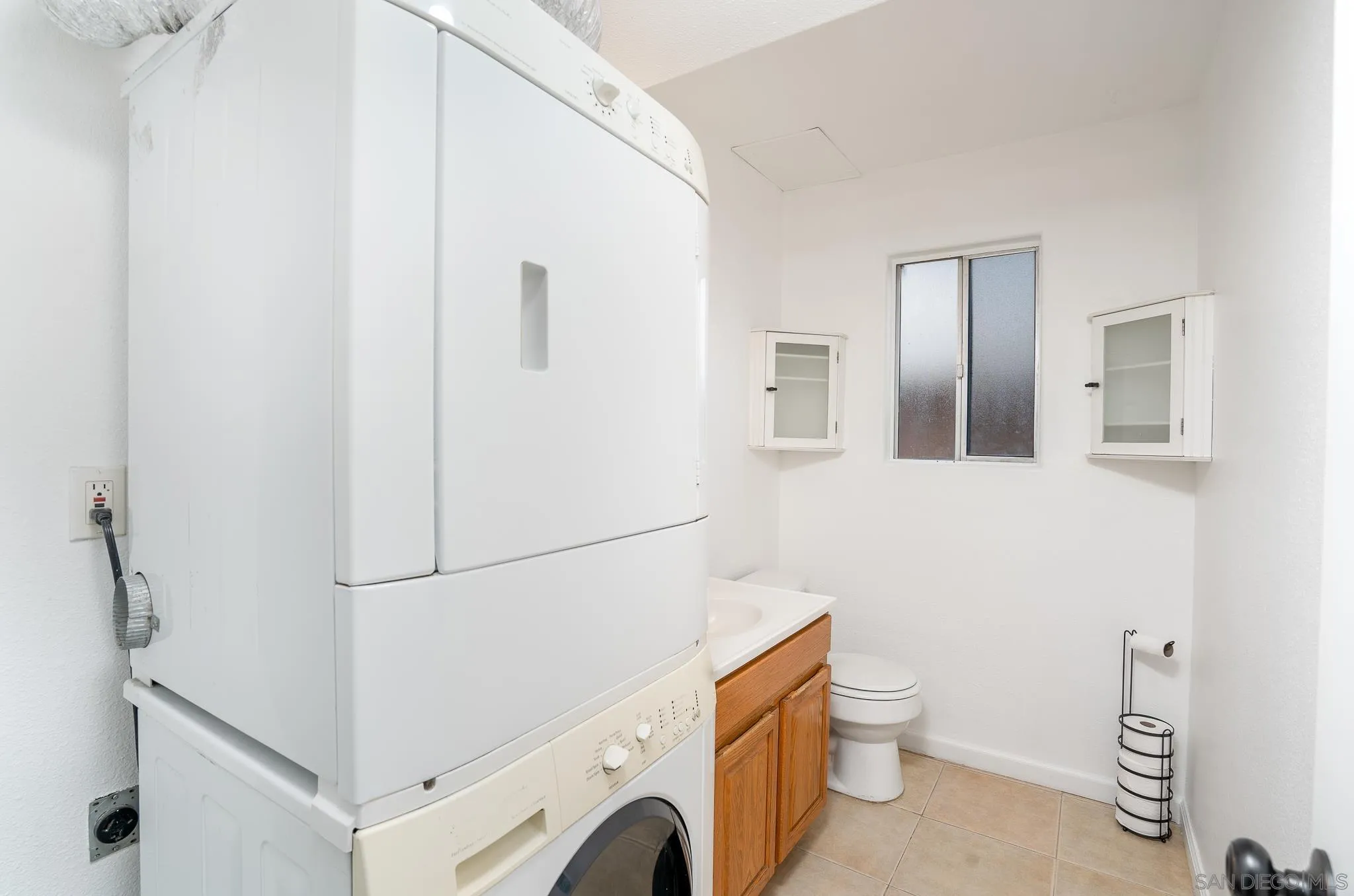 https://cdn.realtyfeed.com/cdn/127/250041860/62b78ece542d6b1a174cc5af1ced6b93.webp