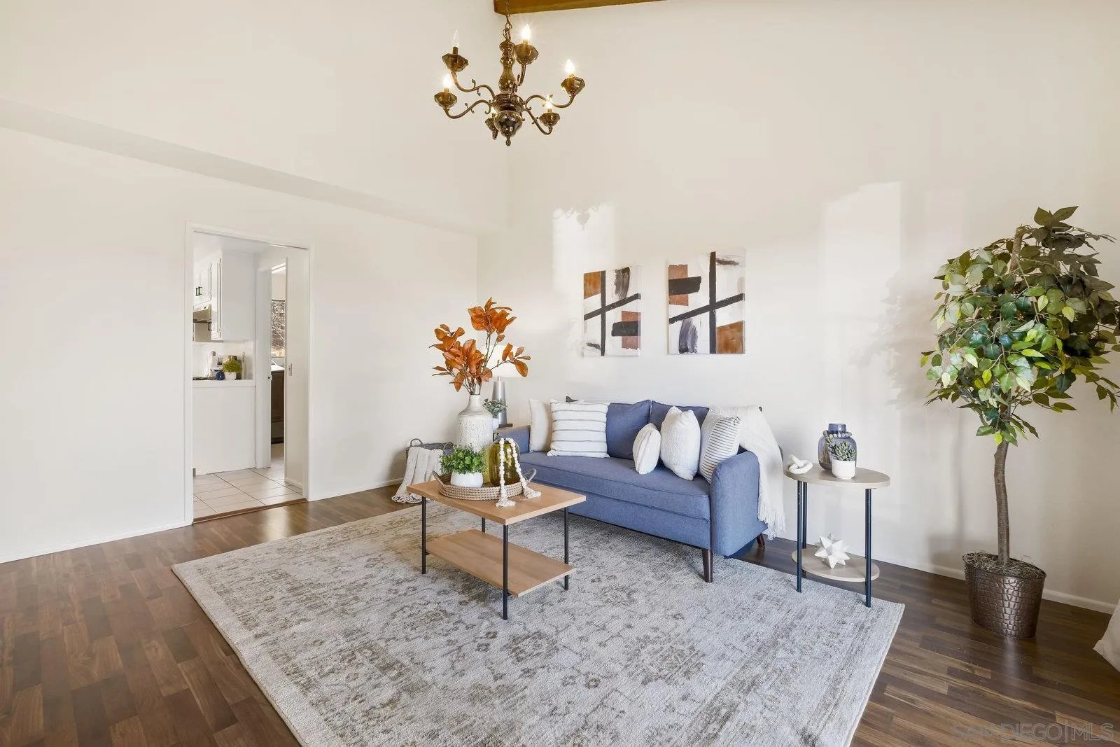https://cdn.realtyfeed.com/cdn/127/250041863/1ad2b4ffb117821f0a884bc6d0469fb5.webp