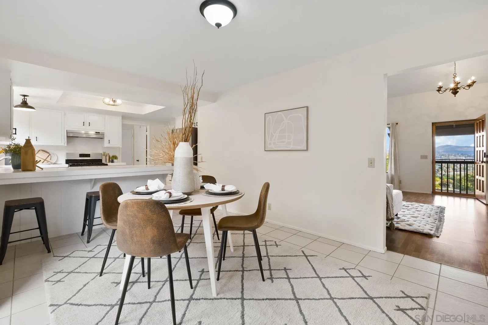 https://cdn.realtyfeed.com/cdn/127/250041863/5bccd45f9fdfdeb29c916bd6b533ac42.webp