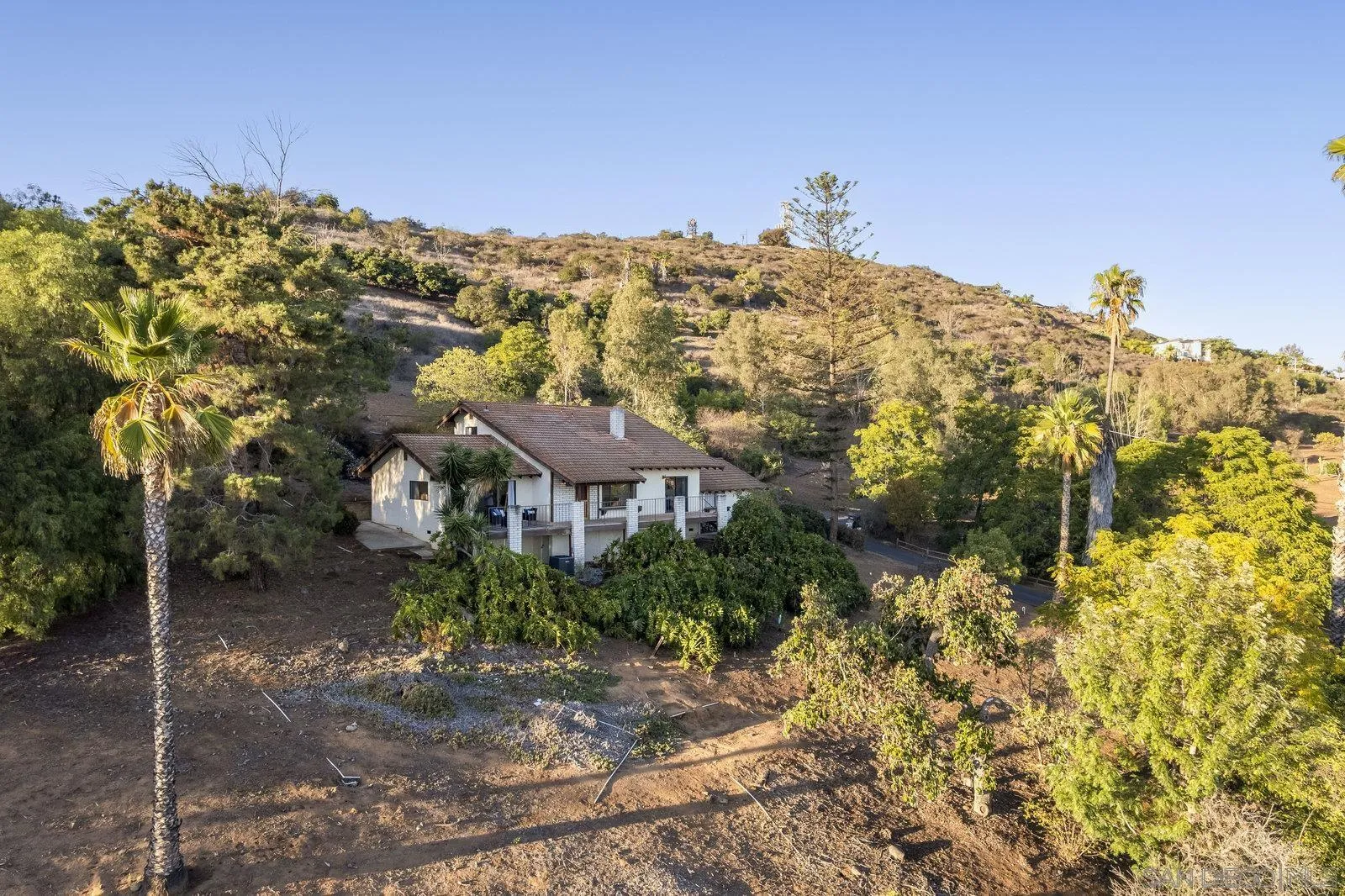 https://cdn.realtyfeed.com/cdn/127/250041863/dc00b5f5803e13ce0e8f86907ef71633.webp