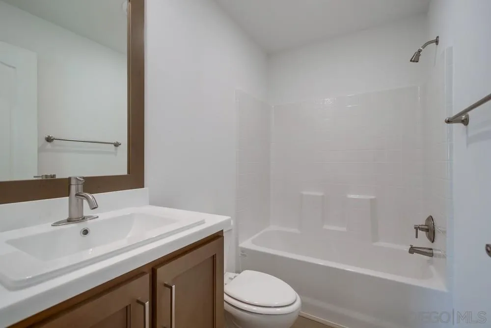 https://cdn.realtyfeed.com/cdn/127/250041864/bb57f59e94bf8f21b600c207760067e2.webp