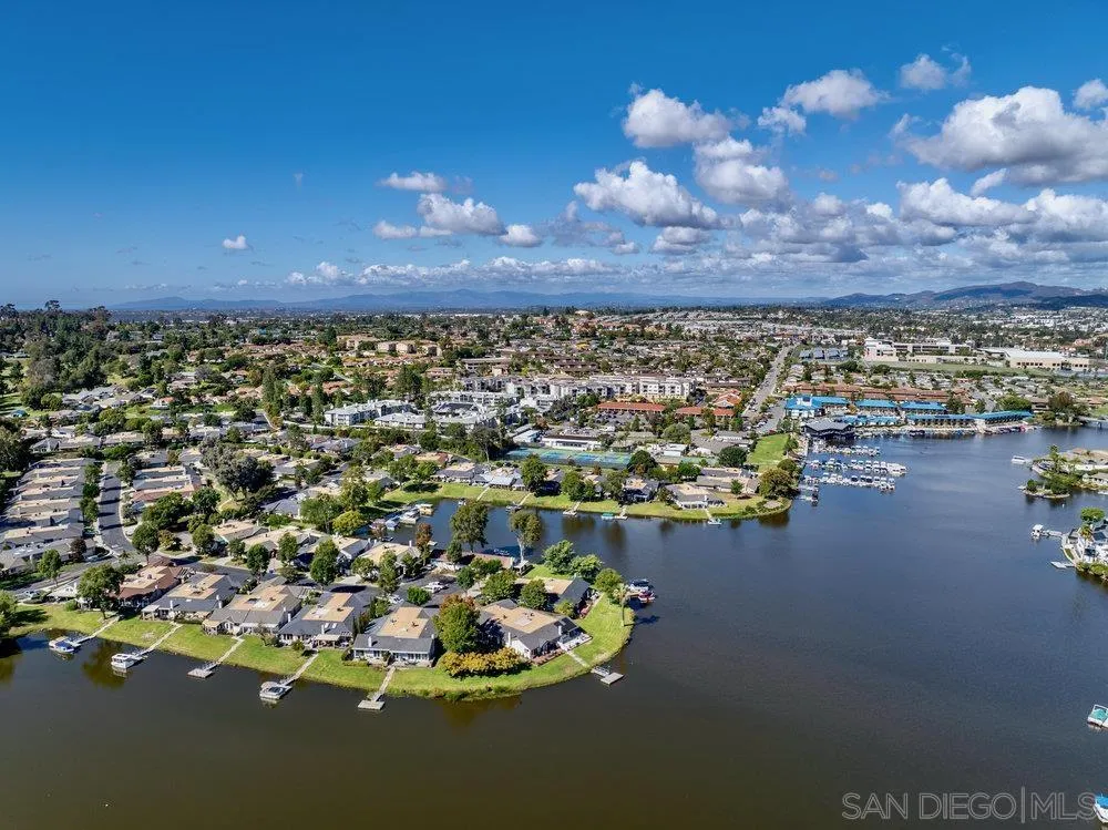 https://cdn.realtyfeed.com/cdn/127/250041873/05c40bcc8f6f9b1acbea44d02940bd3f.webp