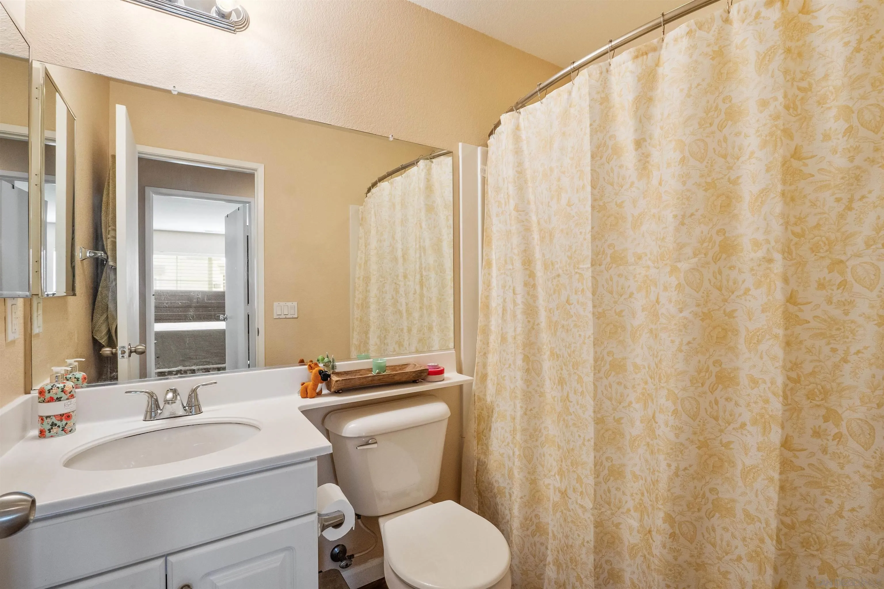 Photo #15: 250041878 Listing: Photo #15