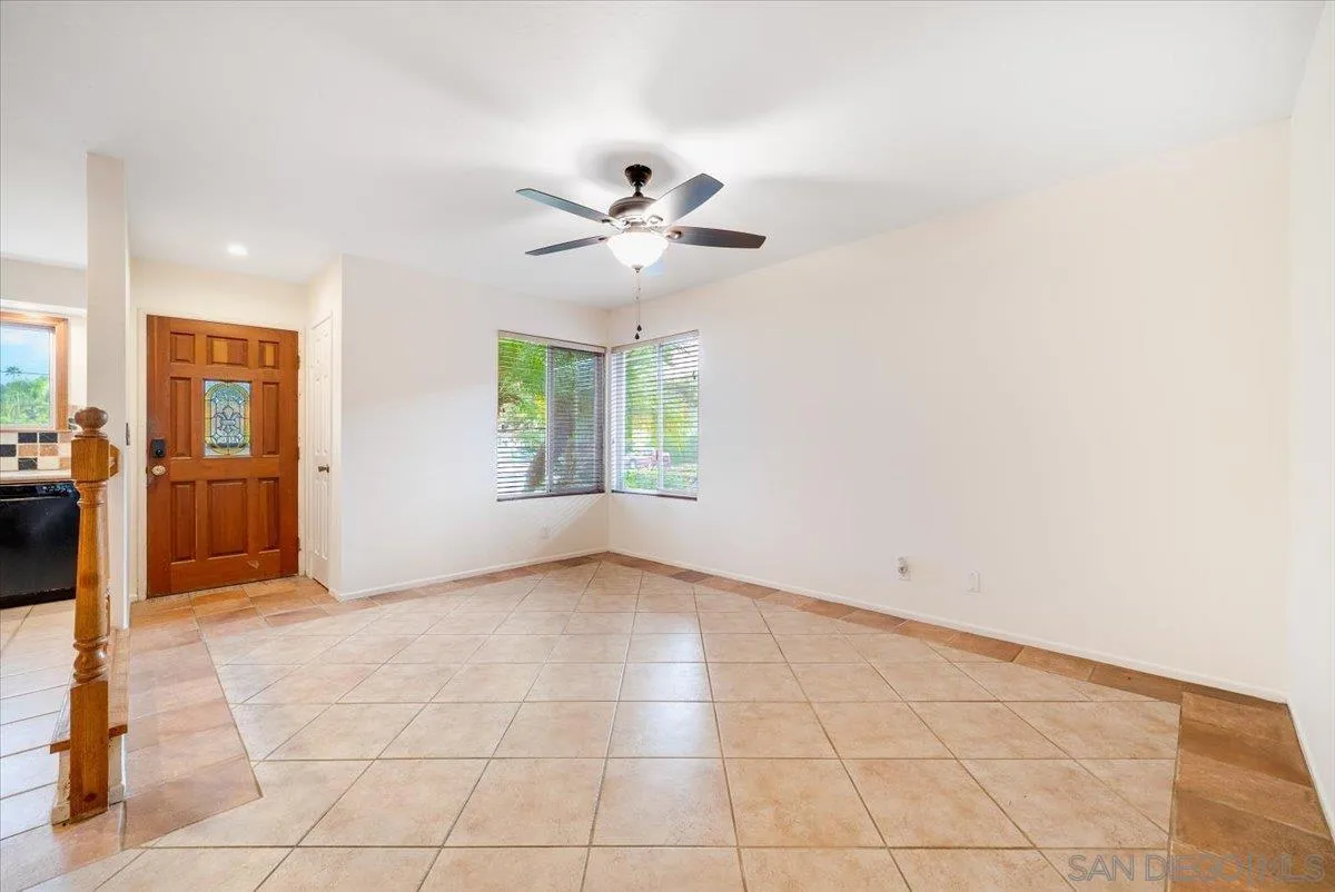 https://cdn.realtyfeed.com/cdn/127/250041879/2f73d7c0b7741df63e8f989888bacf3c.webp