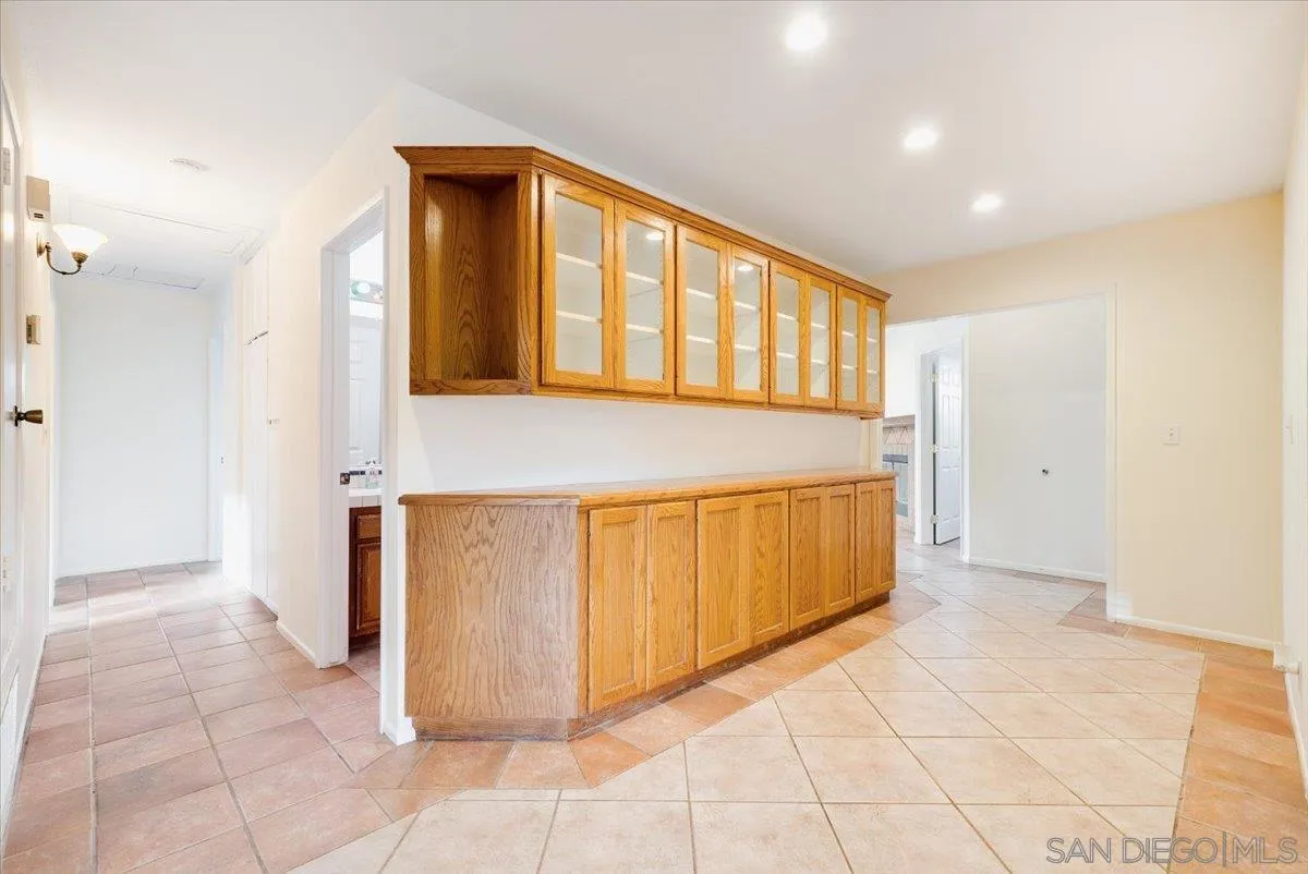 https://cdn.realtyfeed.com/cdn/127/250041879/6b9875ef0e3b10b905c9e892d69bad85.webp