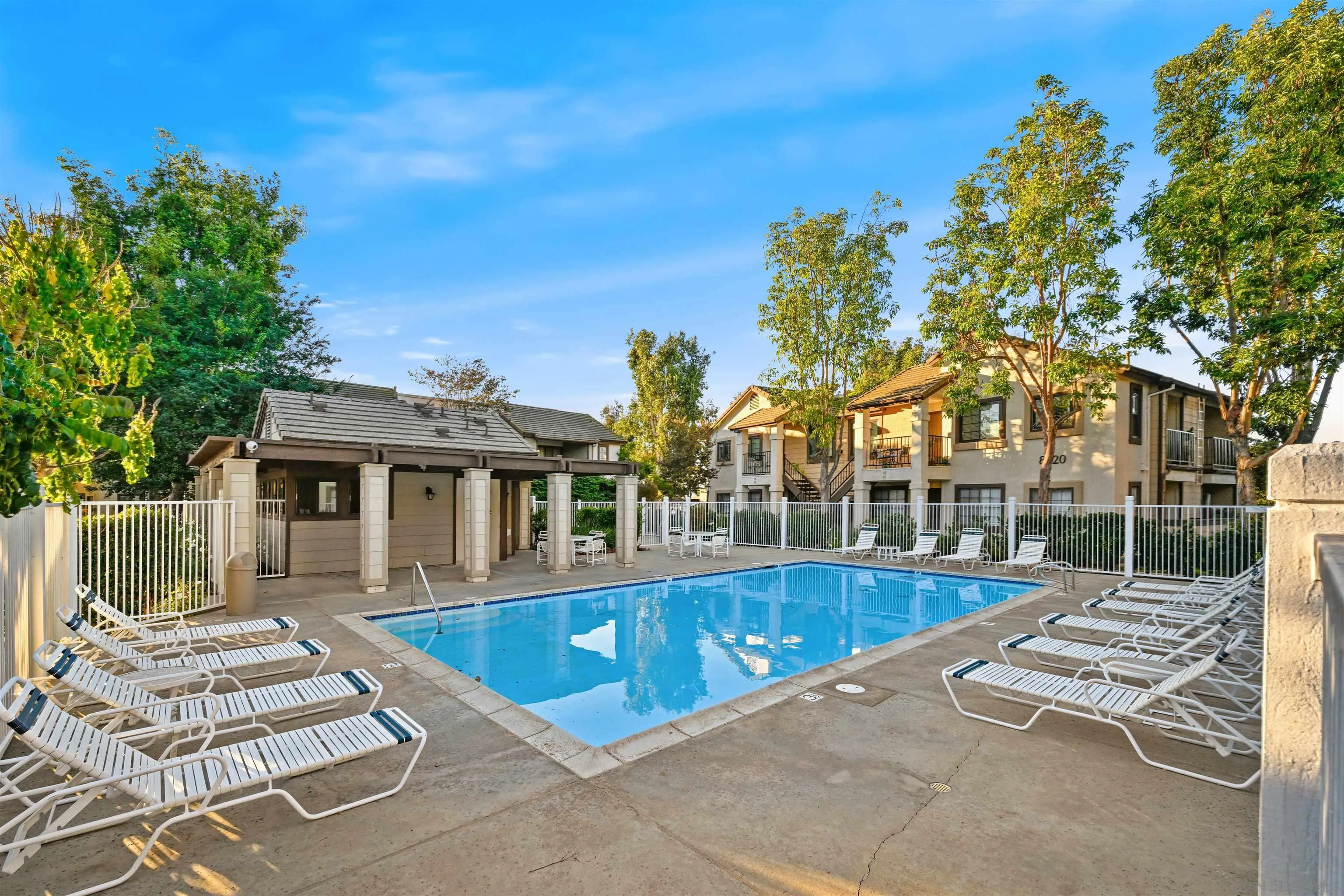 https://cdn.realtyfeed.com/cdn/127/250041880/2a7b5d209c8966eb76091c2bd4bc25e5.webp