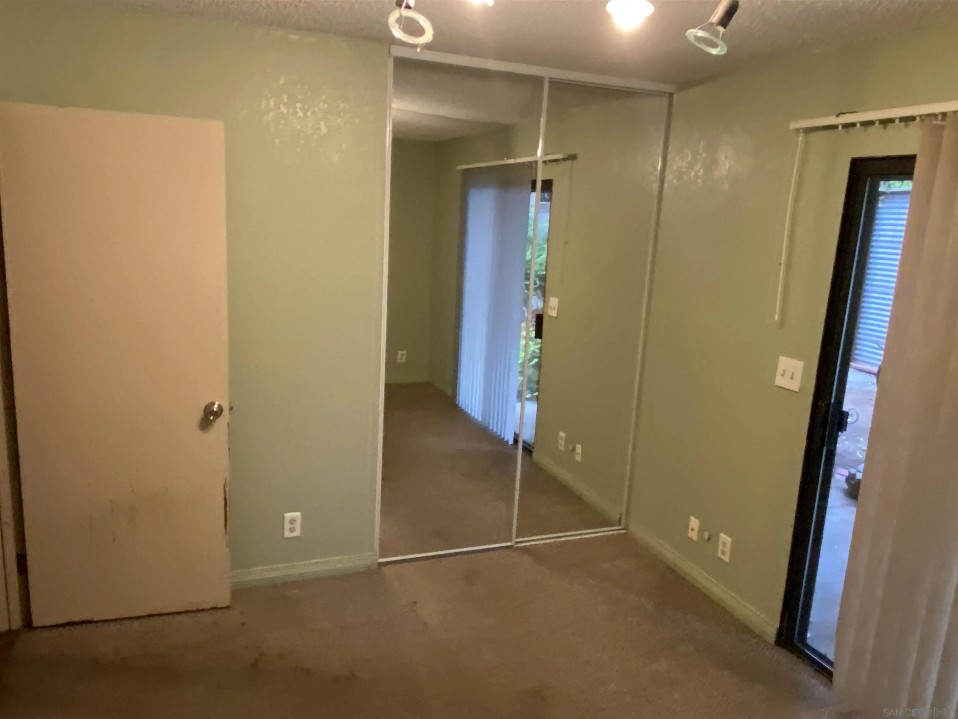 https://cdn.realtyfeed.com/cdn/127/250041882/62dfb2d9758fec38bd727558b7d876eb.webp