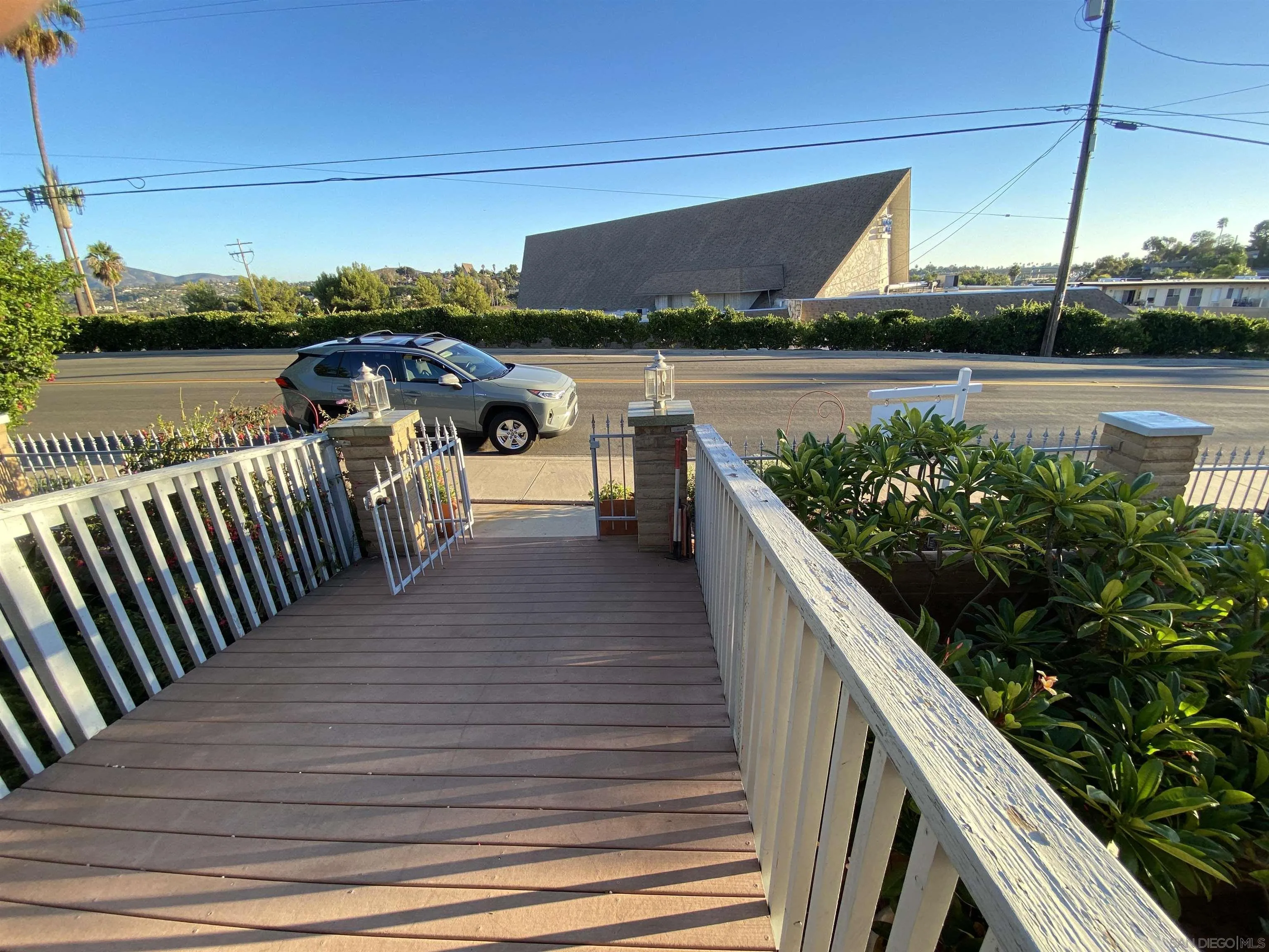 https://cdn.realtyfeed.com/cdn/127/250041882/a4a9fd0b8d320750afea1dfdc8b88d6a.webp