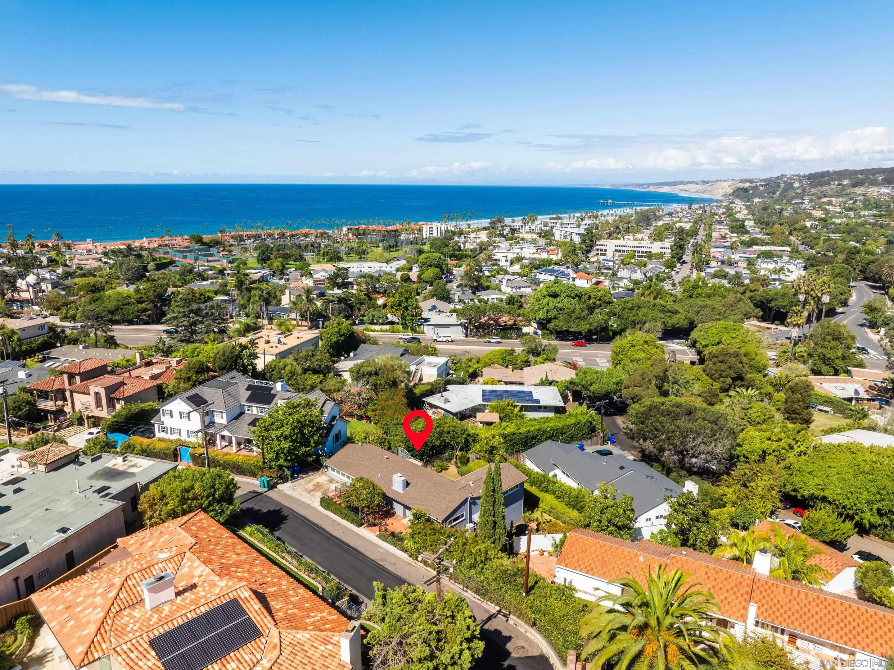https://cdn.realtyfeed.com/cdn/127/250041883/6ba9638da15fc1badc87c8512c8c090e.webp