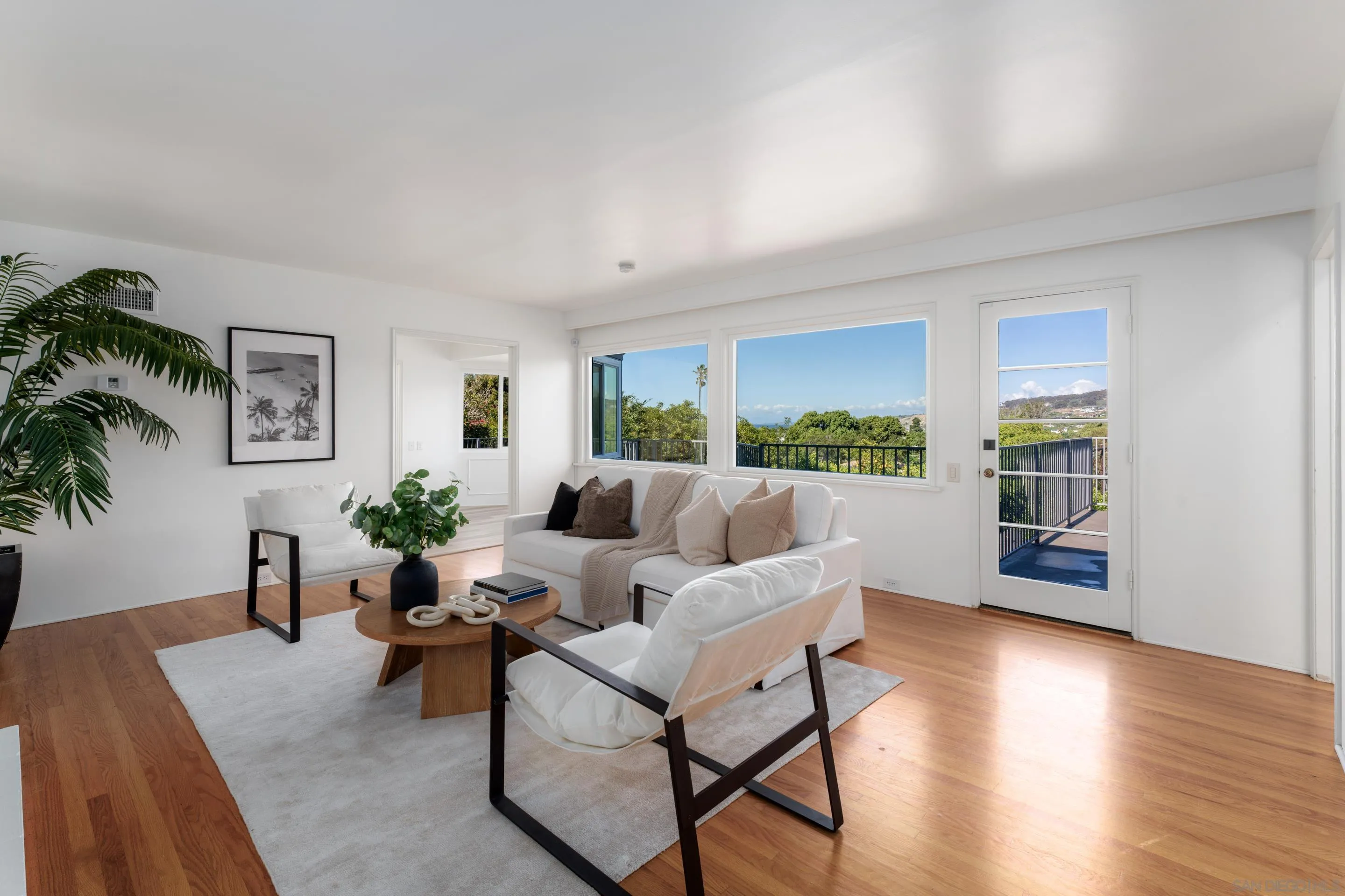 https://cdn.realtyfeed.com/cdn/127/250041883/da8b3ae43c969ca665c1d9699c8b160c.webp