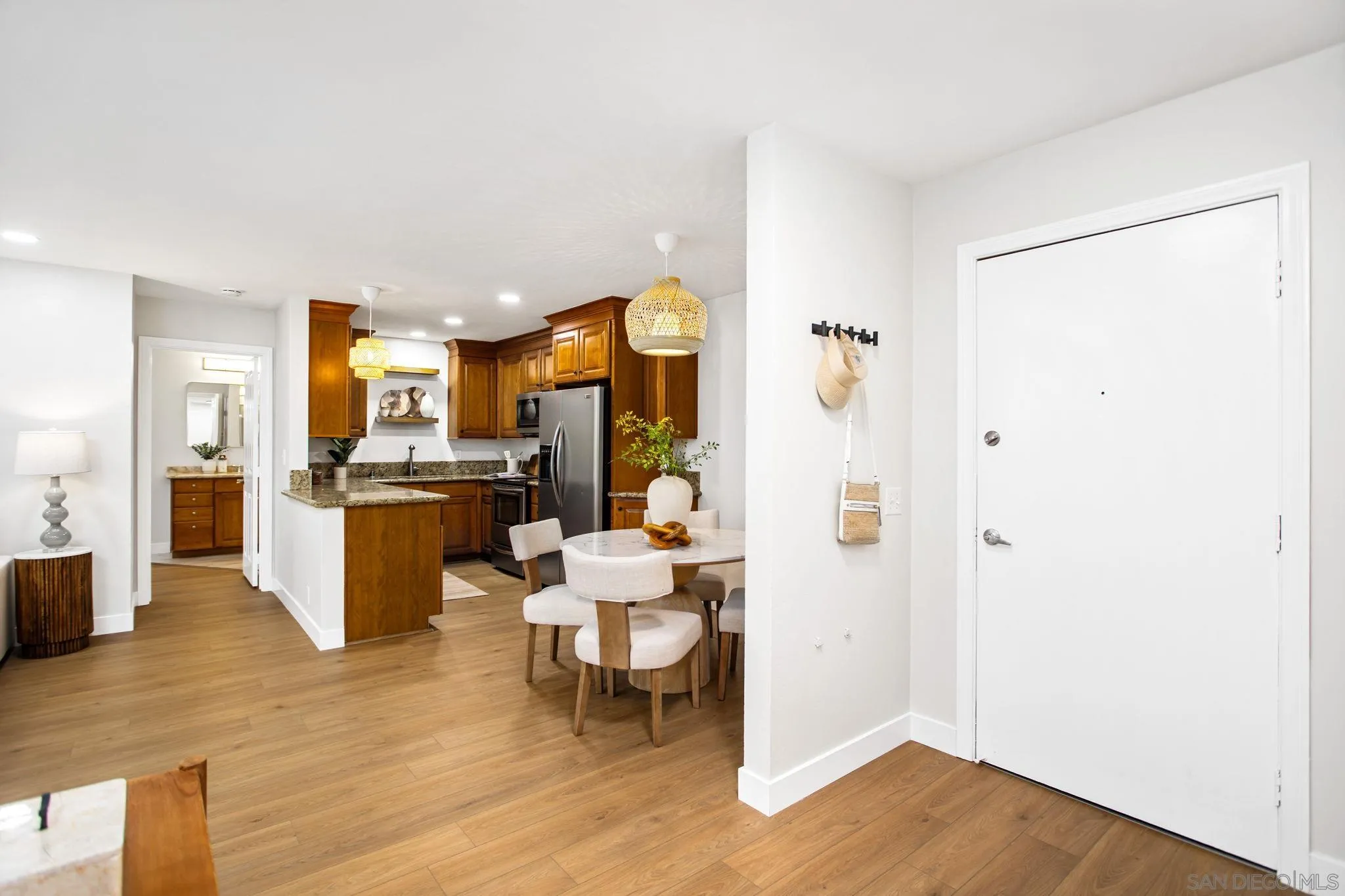 https://cdn.realtyfeed.com/cdn/127/250041891/2e21f5027ea80e8fcb514007bdffa07b.webp