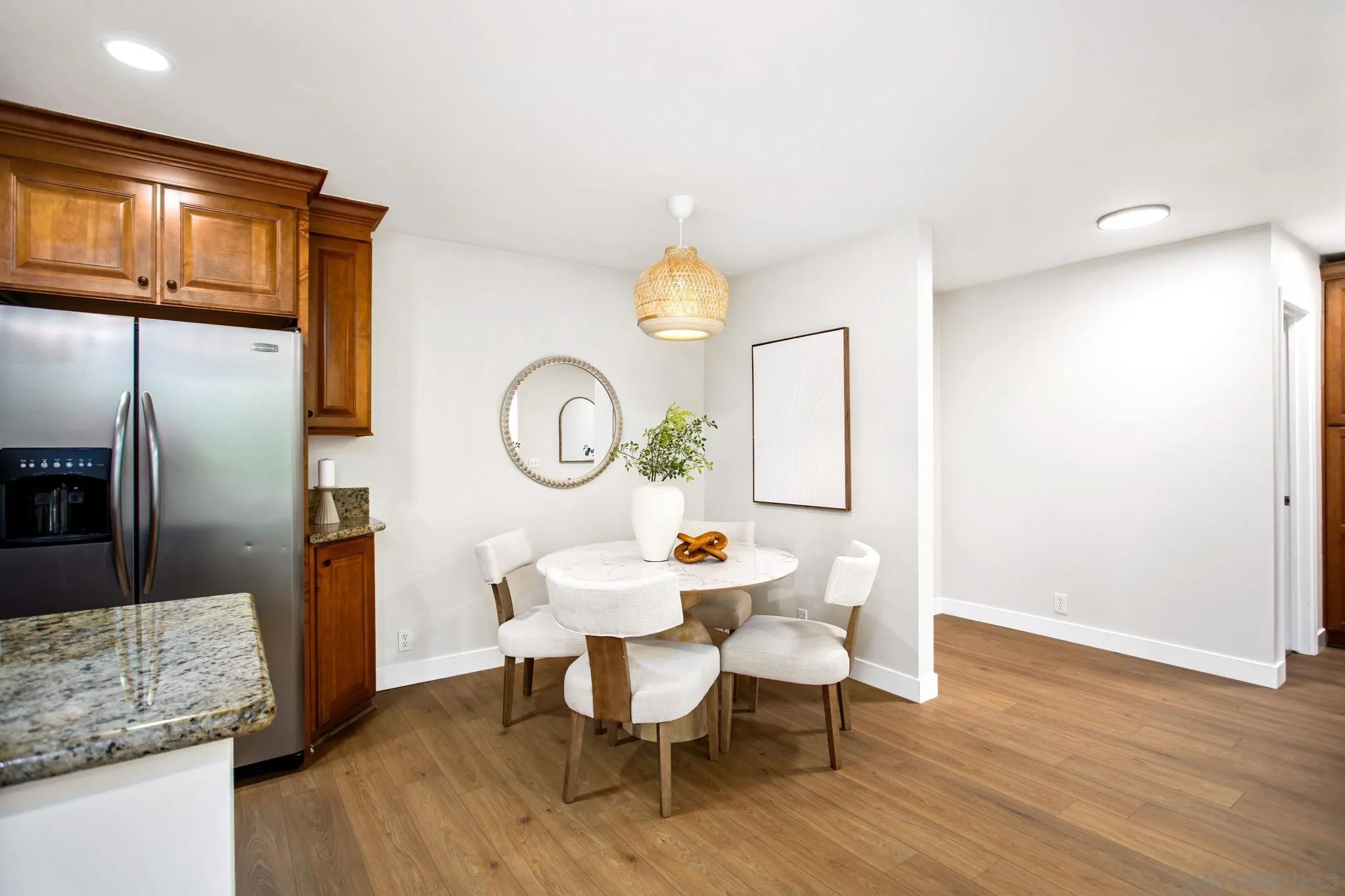 https://cdn.realtyfeed.com/cdn/127/250041891/8254911eff95816593ef54bccd99bbac.webp