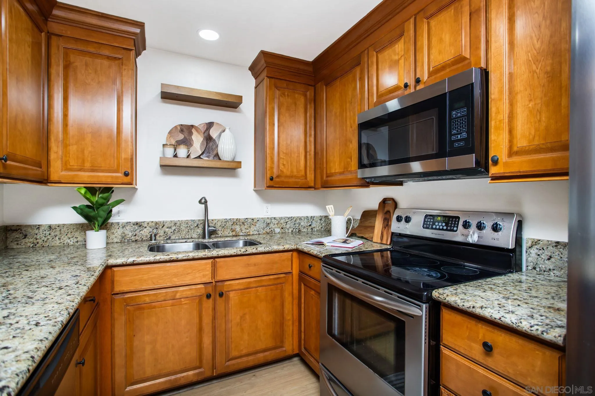 https://cdn.realtyfeed.com/cdn/127/250041891/bdd225451691c048e9bdde9b90351689.webp