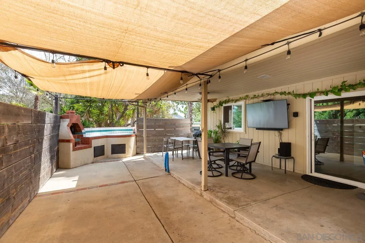 https://cdn.realtyfeed.com/cdn/127/250041892/0dda399a0cf7e16b28e5c05b8c82e8d3.webp