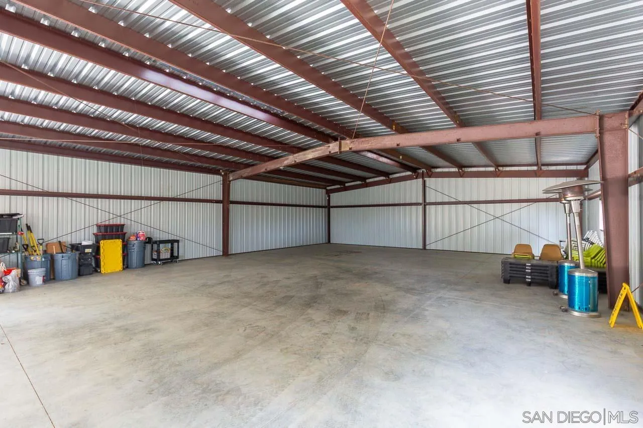 https://cdn.realtyfeed.com/cdn/127/250041892/f44dc761e76c811564acb5876a68fd45.webp