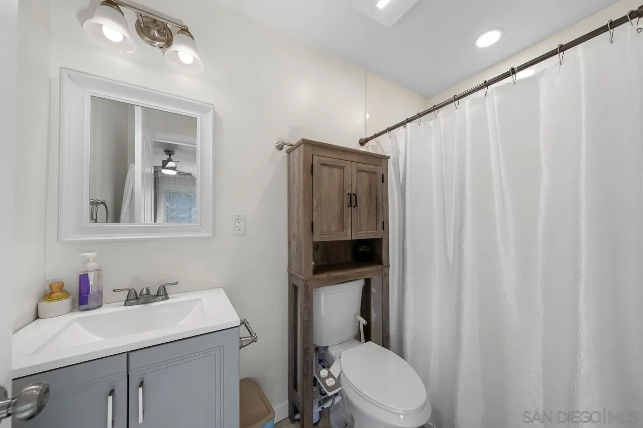 https://cdn.realtyfeed.com/cdn/127/250041895/8e0c7f9deec807a75a84e8cfc6367ca6.webp