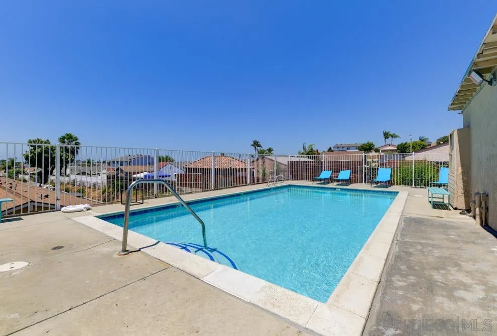 https://cdn.realtyfeed.com/cdn/127/250041895/c28a53b90a2d27e1d87f3e7ae67c6675.webp