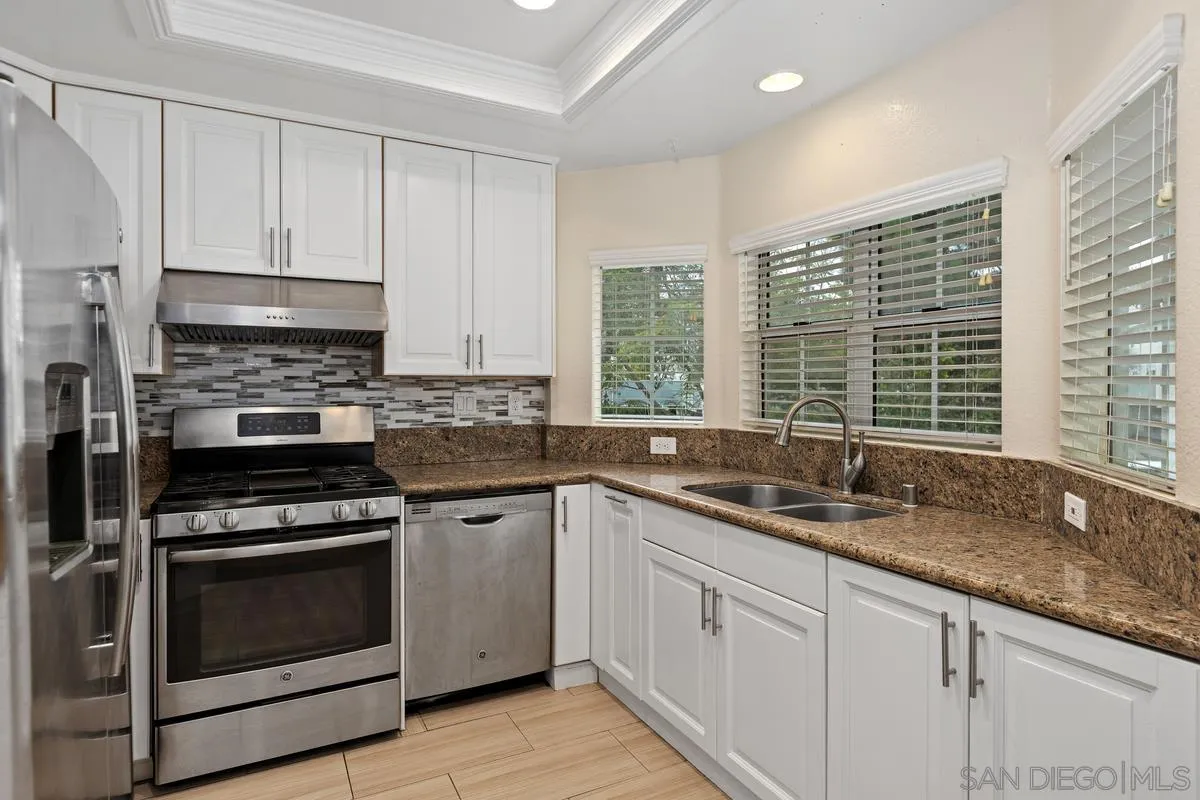 Photo #11: 250041896 Listing: Photo #11