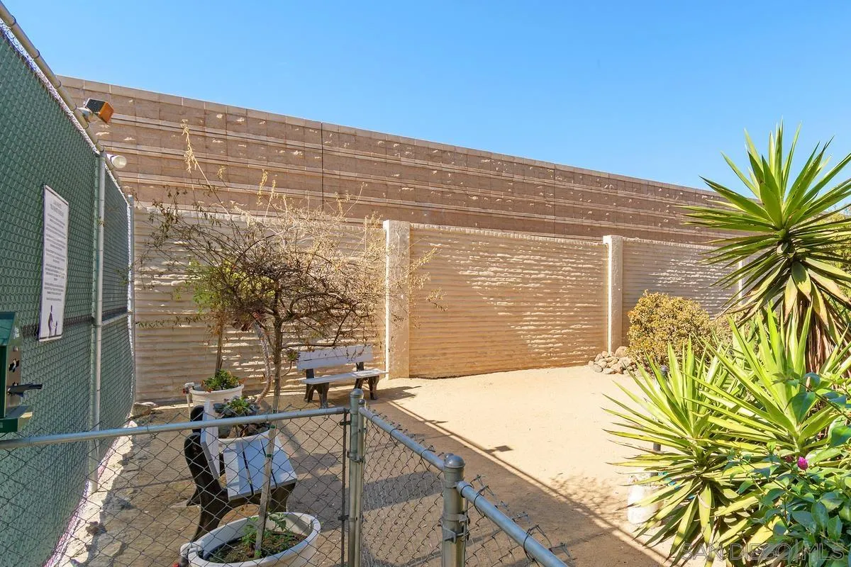 Photo #28: 250041896 Listing: Photo #28