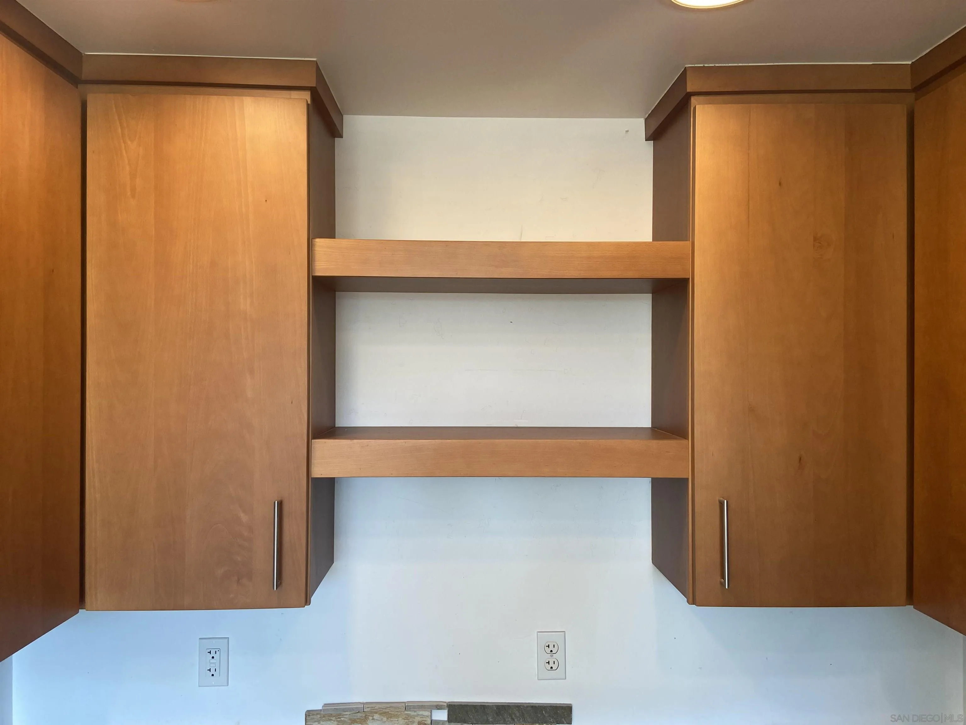 https://cdn.realtyfeed.com/cdn/127/250041900/9073b27b5be90a038c852149d5b6b0ac.webp