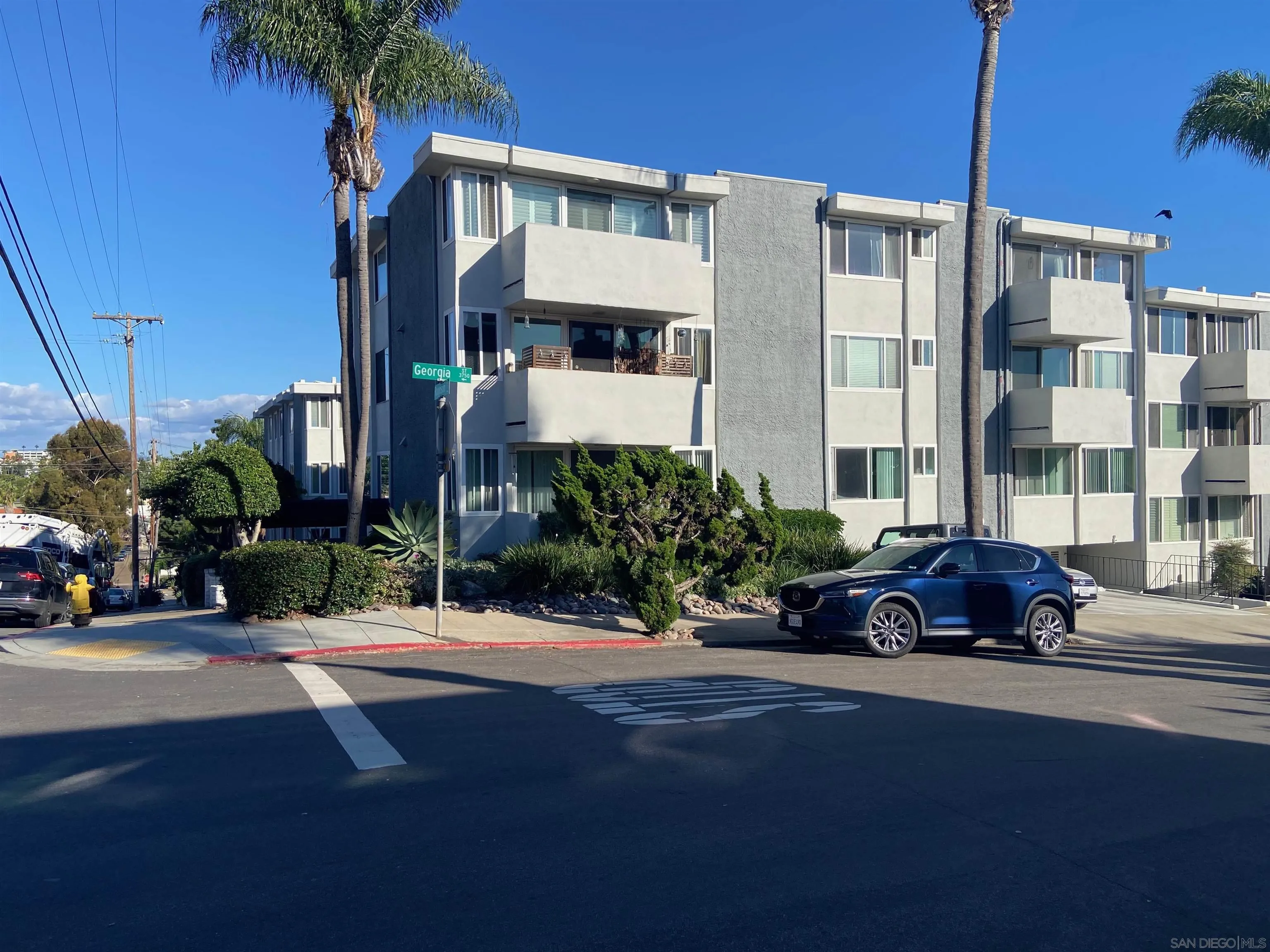 https://cdn.realtyfeed.com/cdn/127/250041900/9e5a327a02f199fd759b4db7e3f058e0.webp