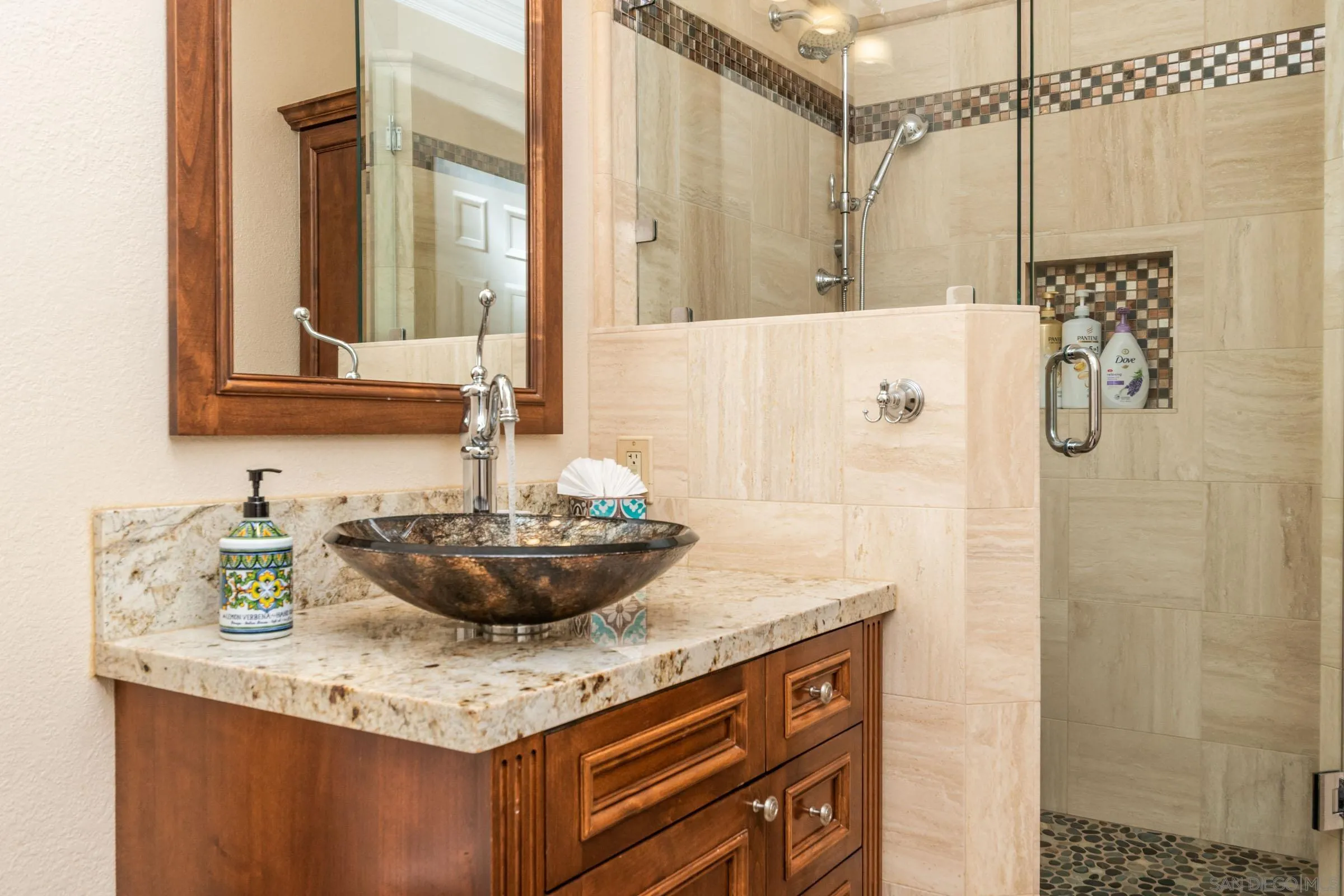 https://cdn.realtyfeed.com/cdn/127/250041901/46adce7ee0fbcb060de2f9ea82759dc6.webp