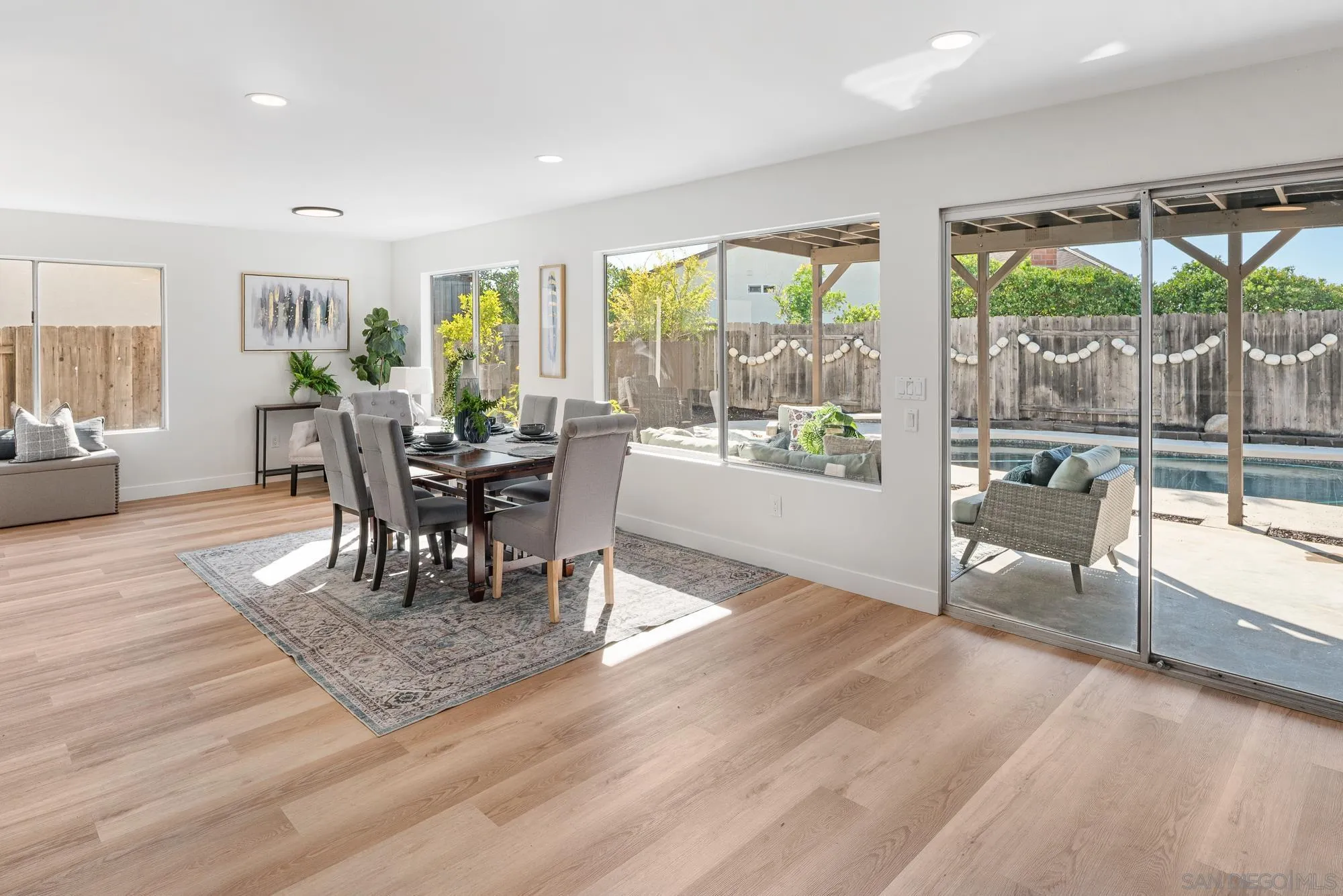 https://cdn.realtyfeed.com/cdn/127/250041908/6f53a9b37dc553bb0b34d4942fb328e2.webp