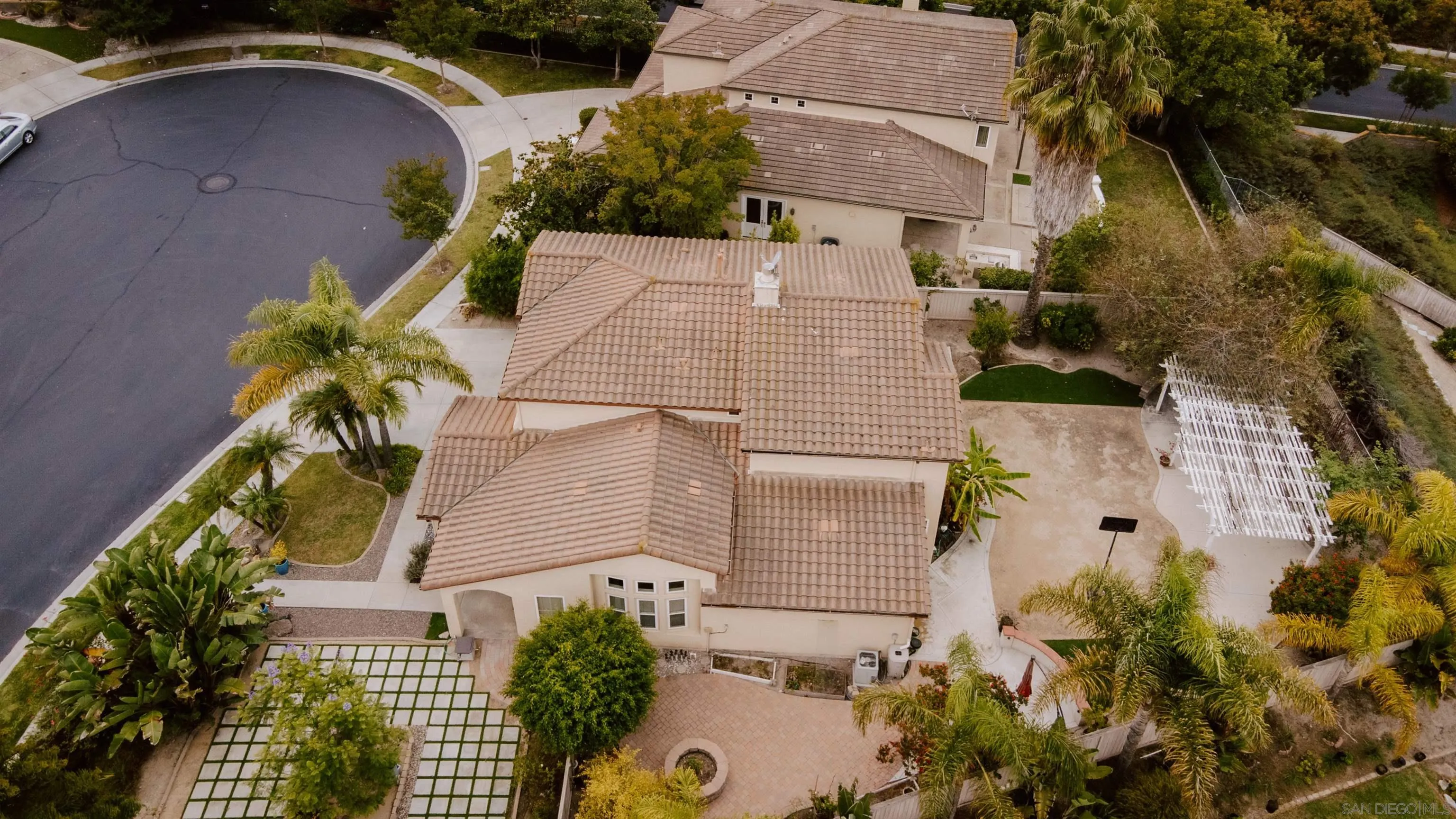 https://cdn.realtyfeed.com/cdn/127/250041910/d91ae02672c017d0a1fcbfe94bc089e3.webp