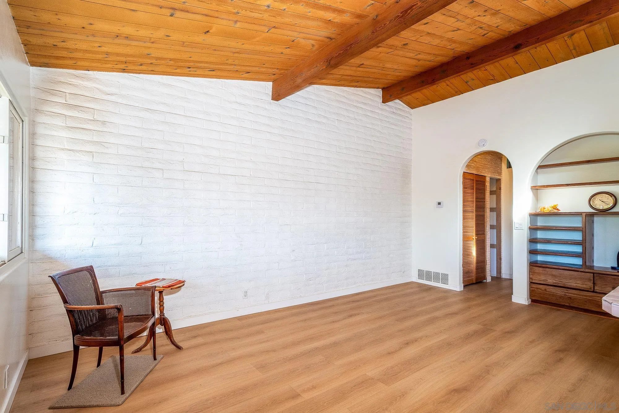 https://cdn.realtyfeed.com/cdn/127/250041912/4e0d4d6143139b1aada1e9cabb2419a1.webp