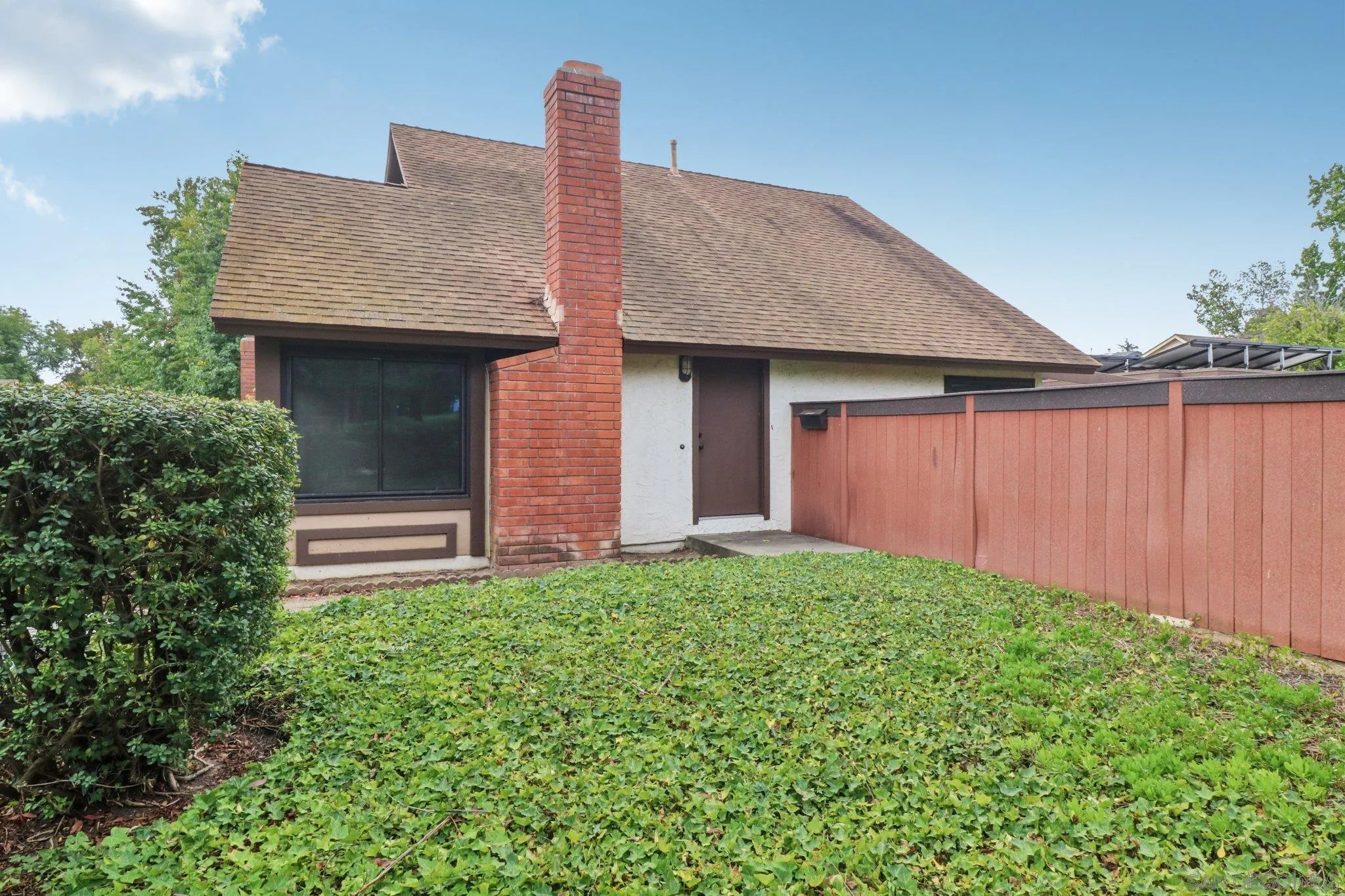 https://cdn.realtyfeed.com/cdn/127/250041913/76363f17660533f9c3c93e894bfdd64e.webp