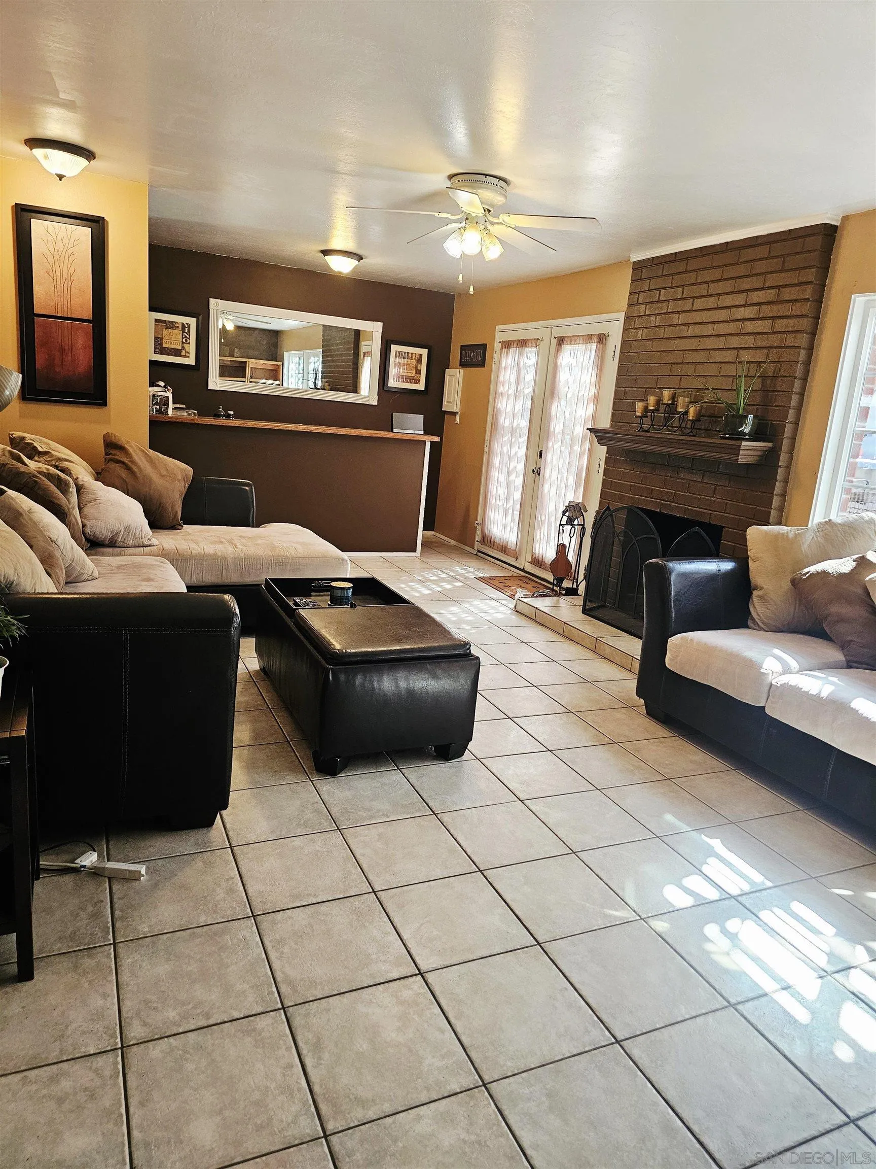 https://cdn.realtyfeed.com/cdn/127/250041919/06b3bde5735658b5a7e3a5e3f92385aa.webp