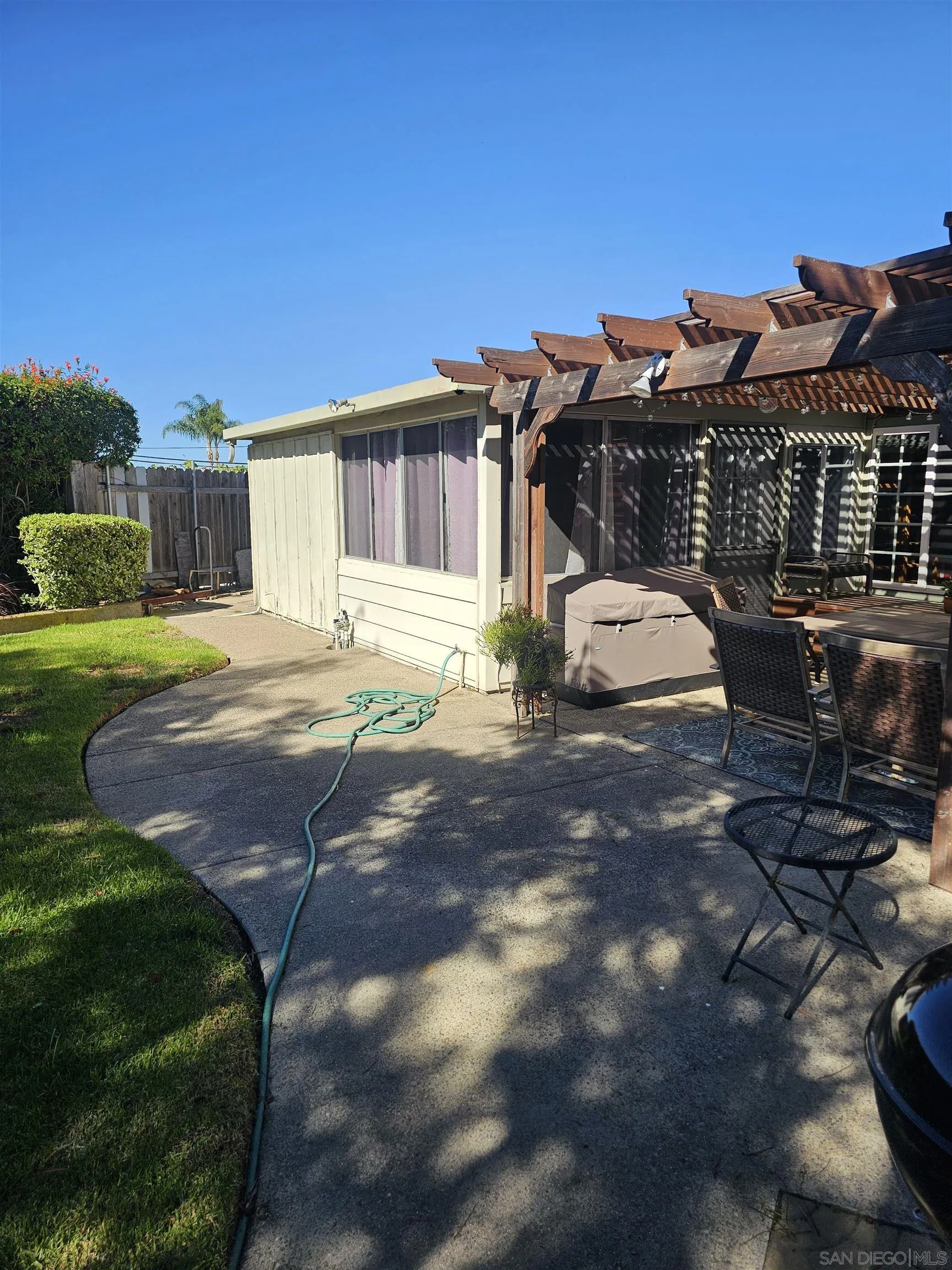 https://cdn.realtyfeed.com/cdn/127/250041919/68c13d443a67a608df02f96a1637a8dc.webp