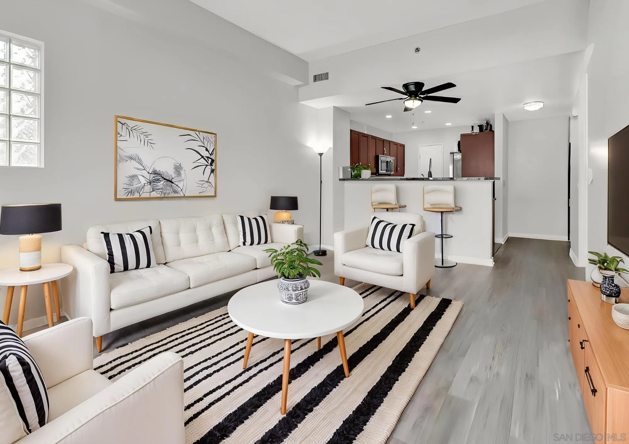 Photo #7: 250041920 Listing: Photo #7