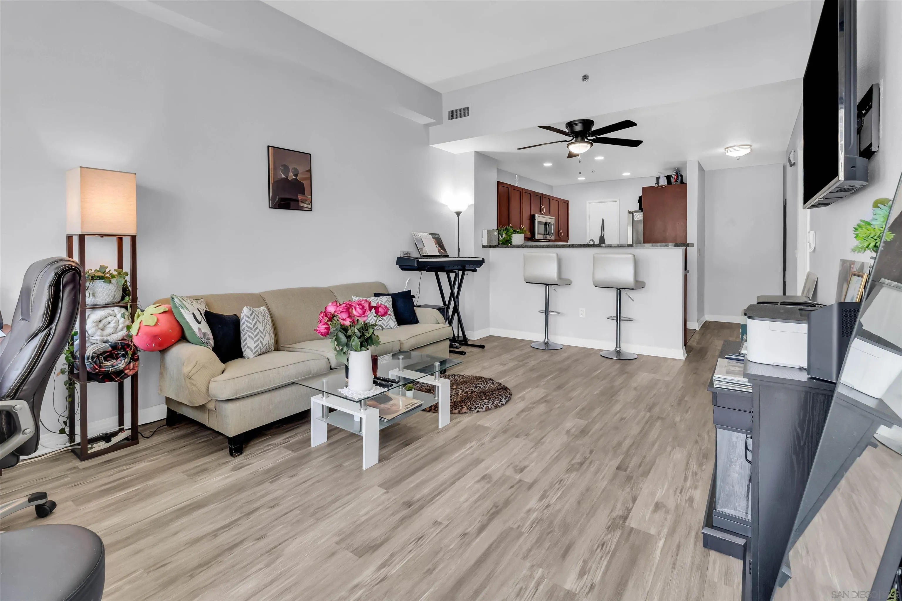 Photo #4: 250041920 Listing: Photo #4