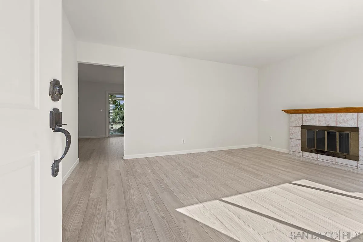 https://cdn.realtyfeed.com/cdn/127/250041925/41cac8061e388900d2a56ad3040e87cd.webp