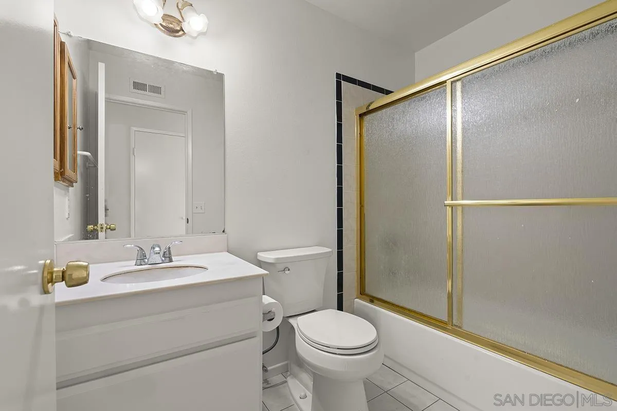 https://cdn.realtyfeed.com/cdn/127/250041925/695b620bcf7360b6808e13fe81c63829.webp
