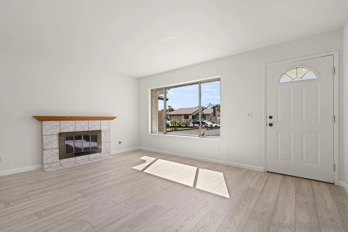 https://cdn.realtyfeed.com/cdn/127/250041925/969b1bd6640b2475145f4f6f91f77bd6.webp