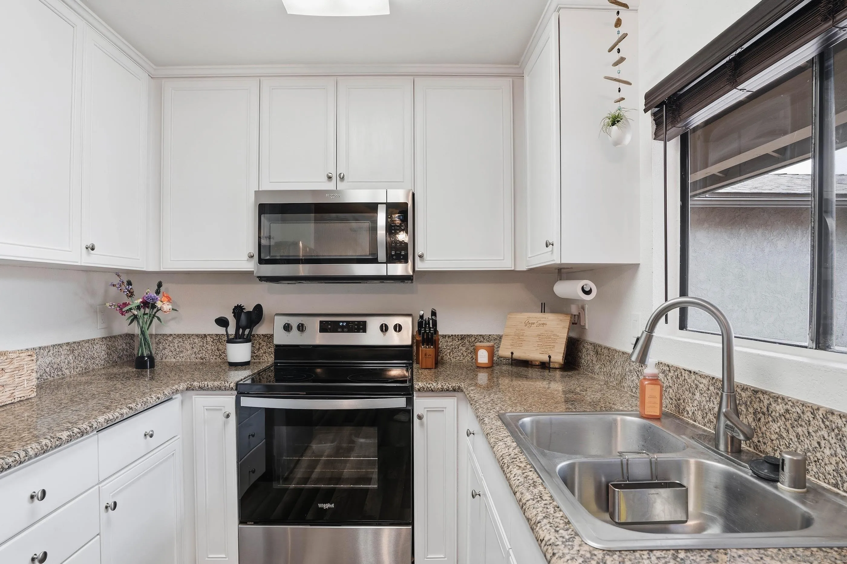 https://cdn.realtyfeed.com/cdn/127/250041934/dff9ff13b396f3cce61e9cc590b57e8e.webp