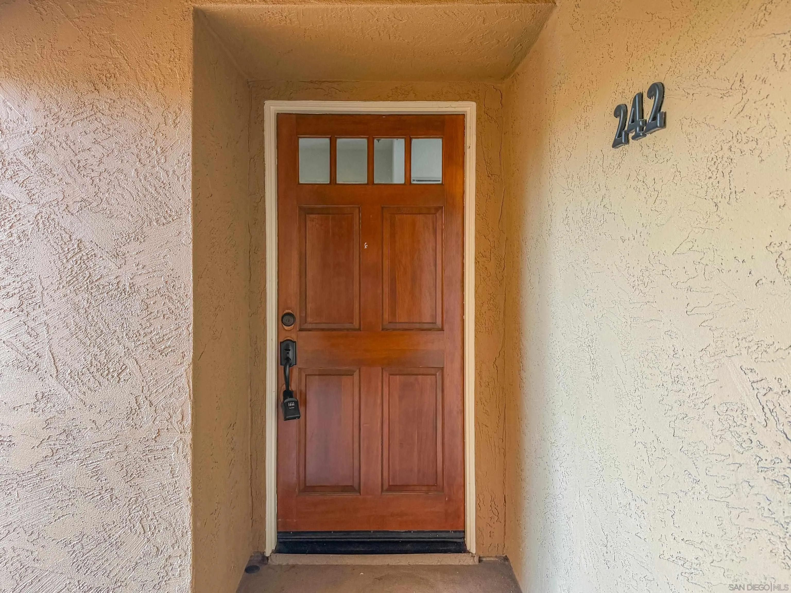 https://cdn.realtyfeed.com/cdn/127/250041938/b805af08497caa78d3d95f9f7274a99c.webp