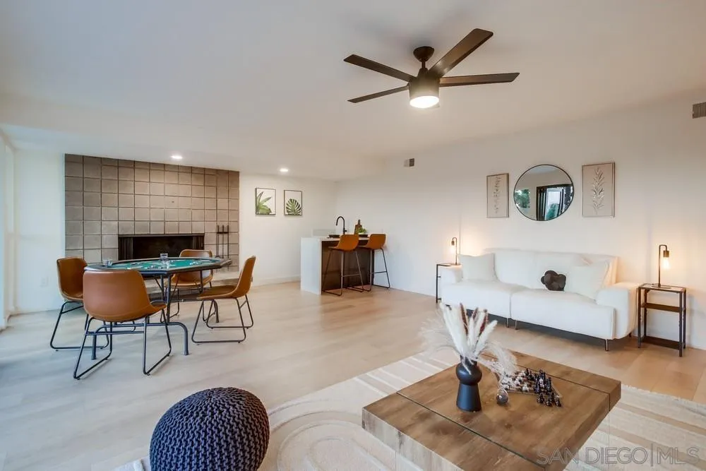 https://cdn.realtyfeed.com/cdn/127/250041941/a0acc3e0228e017f4aa6e283c9cbe99c.webp