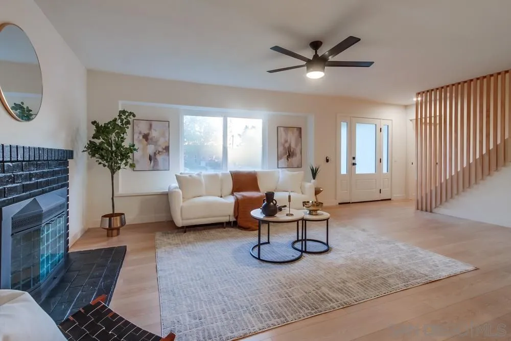 https://cdn.realtyfeed.com/cdn/127/250041943/4dcbb6669ebc0147babfa0dd1087f018.webp