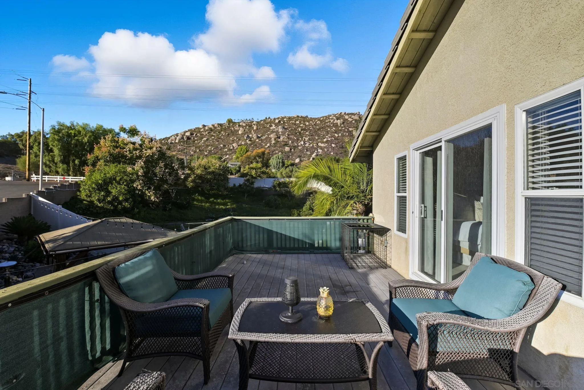 https://cdn.realtyfeed.com/cdn/127/250041949/6abecca010d0b90a8bdaa775cdbea681.webp