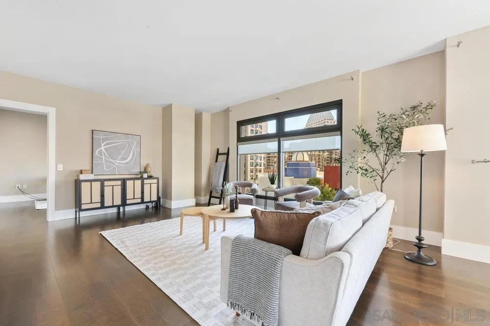 https://cdn.realtyfeed.com/cdn/127/250041969/0f1416e4a7edc836e817b1f92133336f.webp