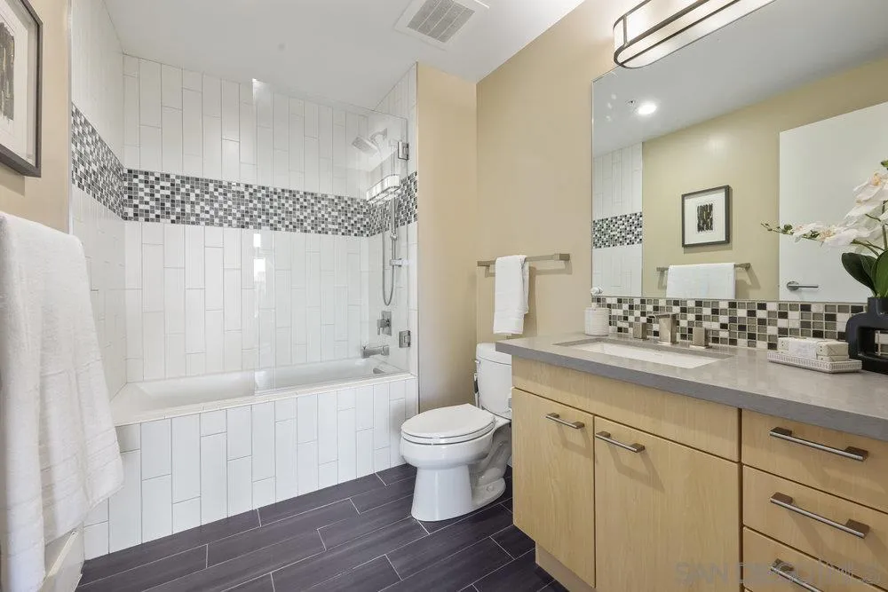 https://cdn.realtyfeed.com/cdn/127/250041969/eb00540f3e05d9b7fc1bb783806b3e94.webp