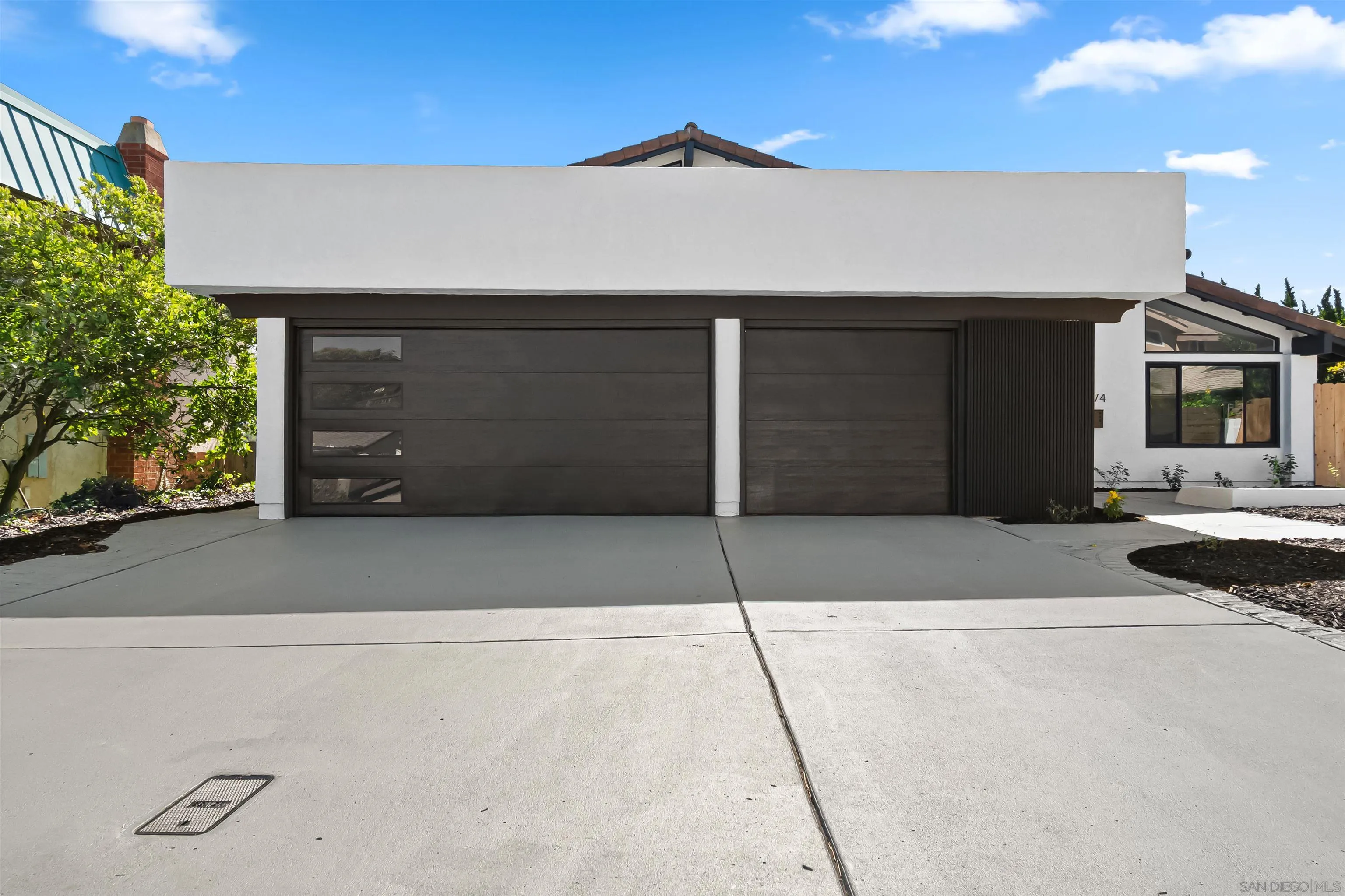 https://cdn.realtyfeed.com/cdn/127/250041971/66a2abe766d0f810d2d8b21d1db60a0e.webp