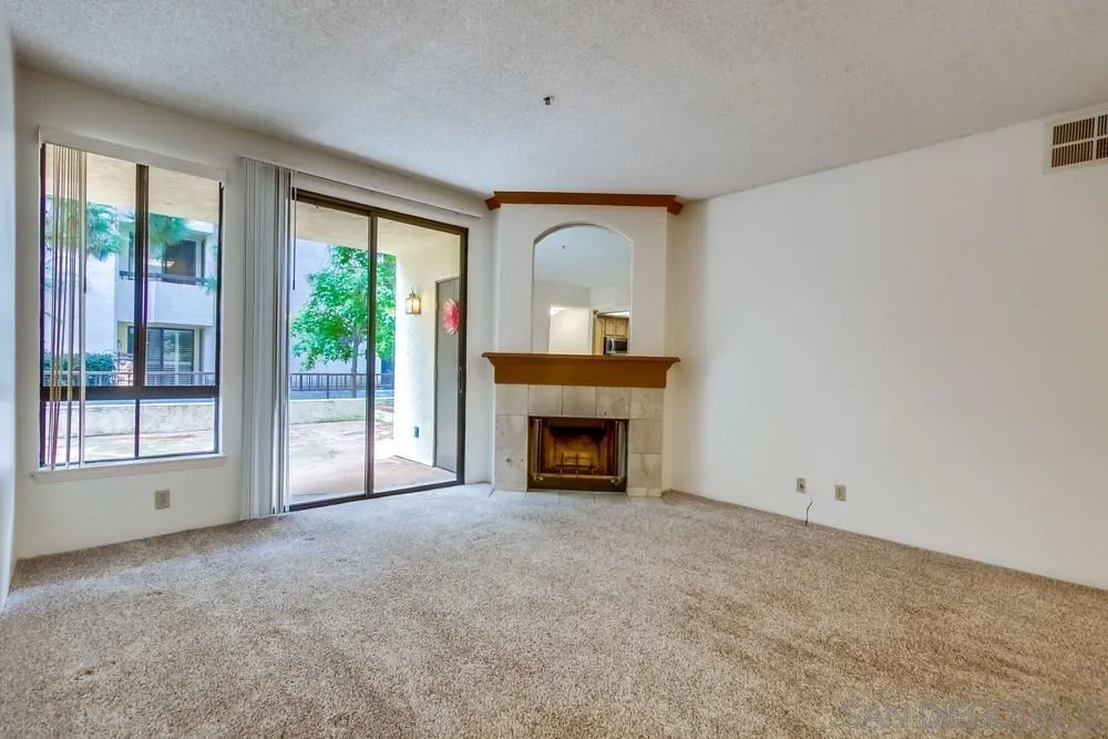 https://cdn.realtyfeed.com/cdn/127/250041972/630d76cbadb615f0bc1a5747e90a564f.webp